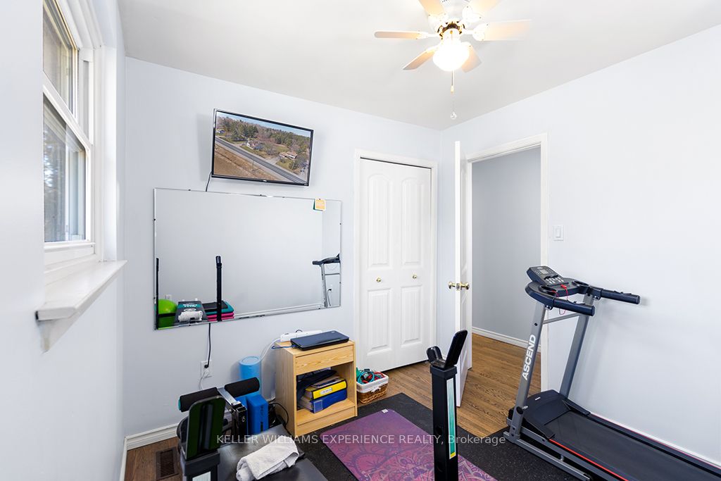 2144 Killarney Beach Road
