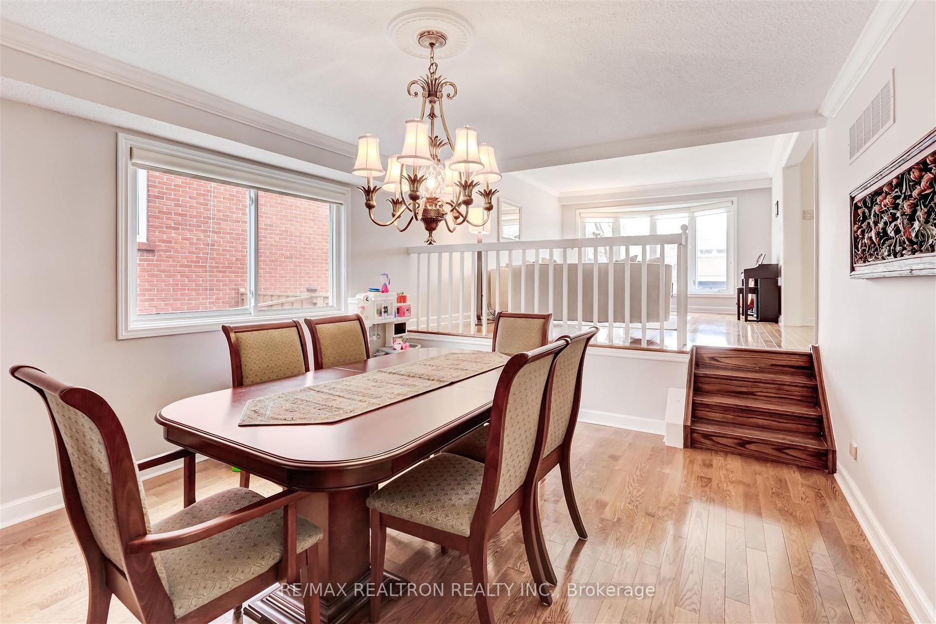 64 Cardinal Cres