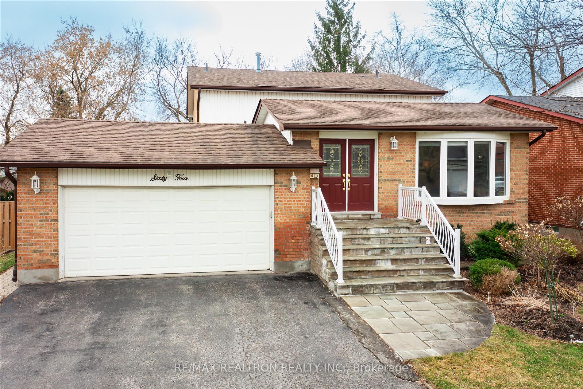 64 Cardinal Cres