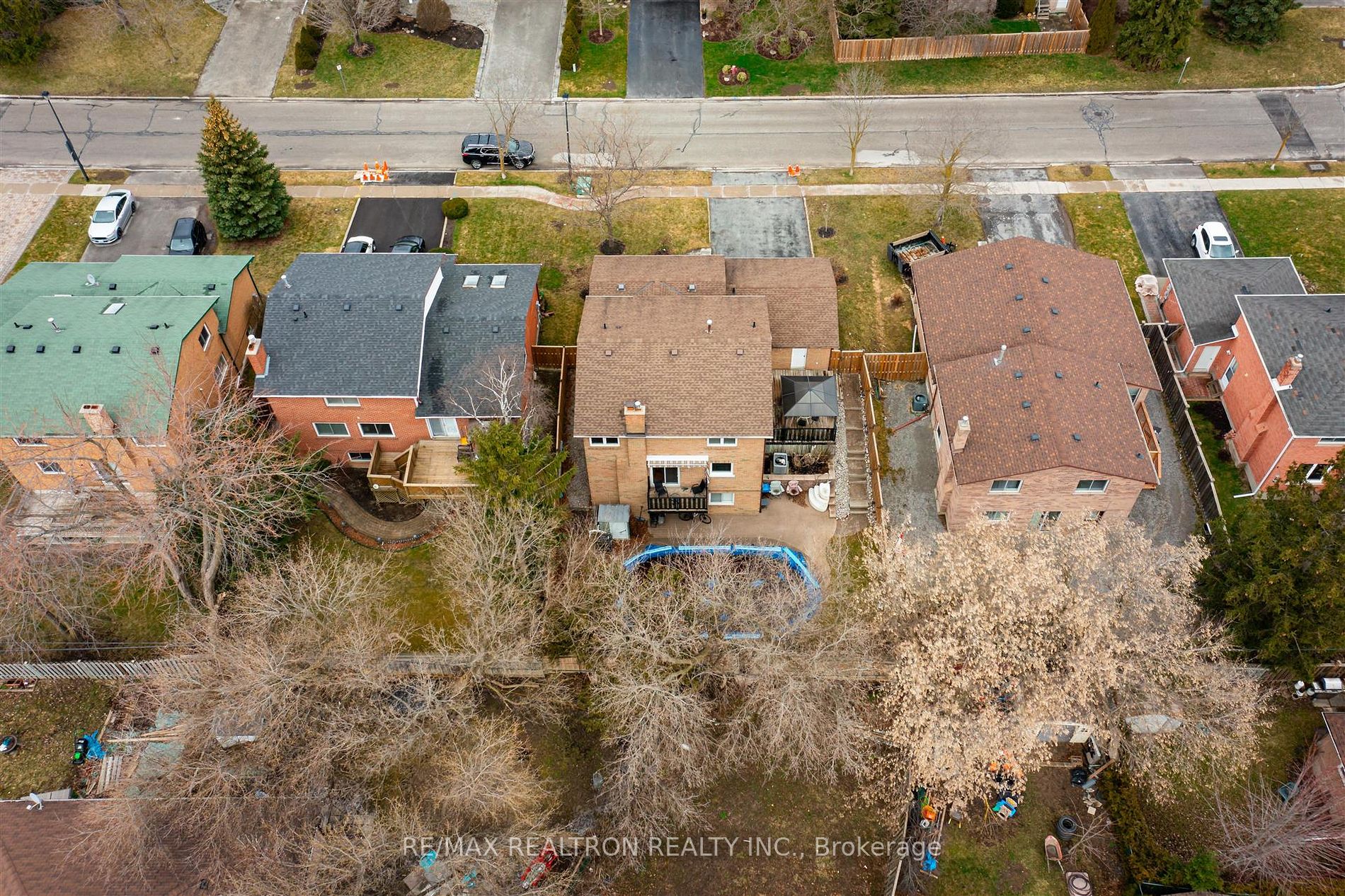 64 Cardinal Cres