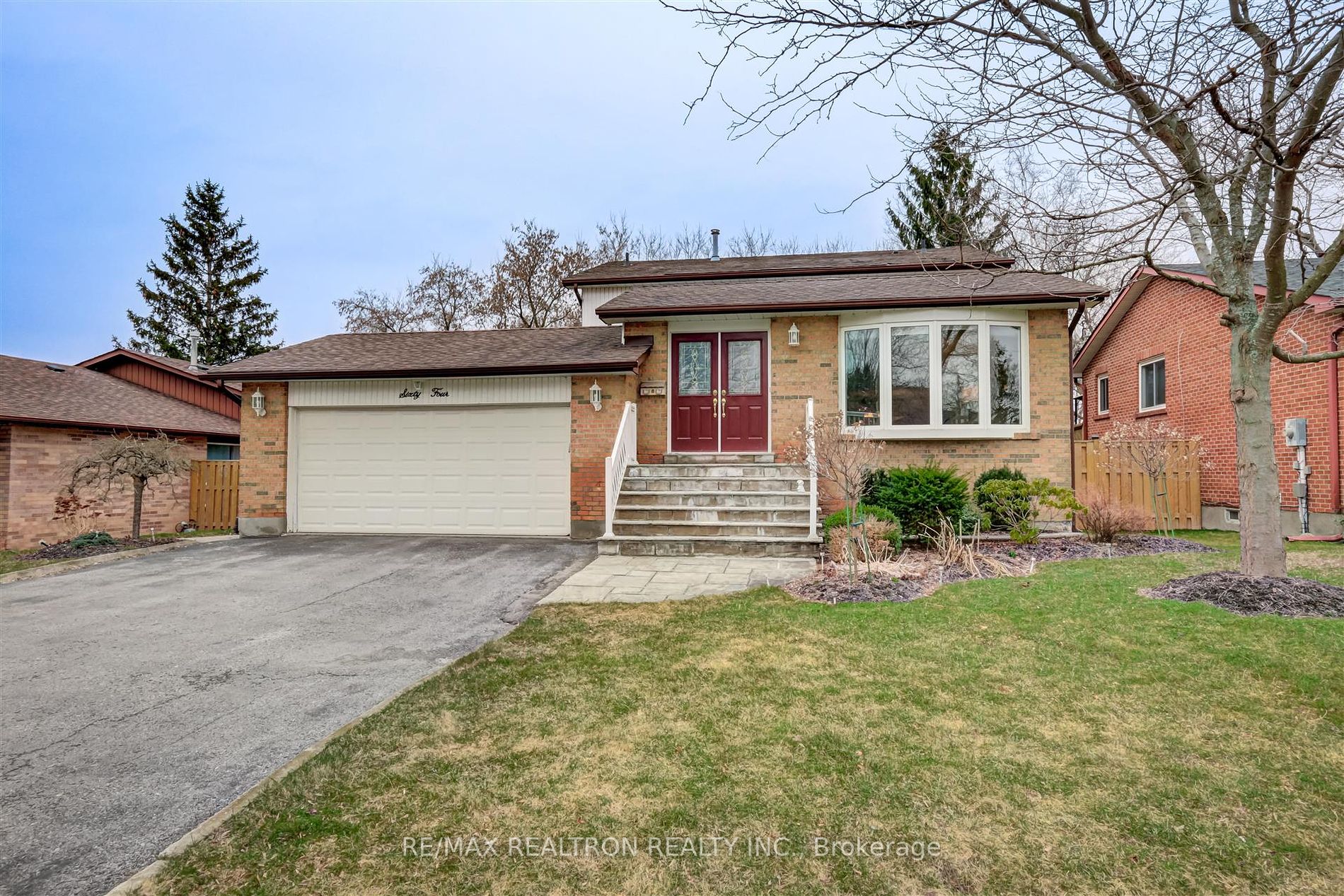 64 Cardinal Cres