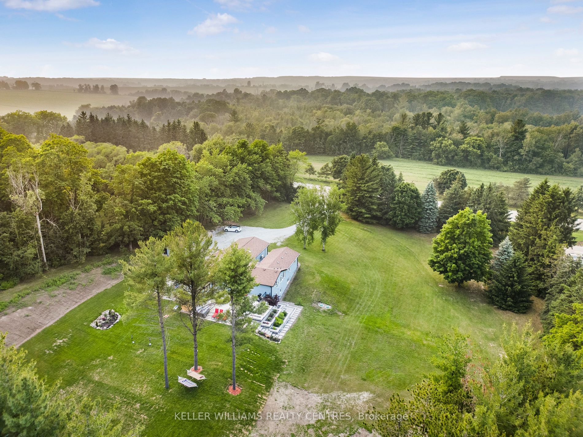 3433 Mount Albert Road