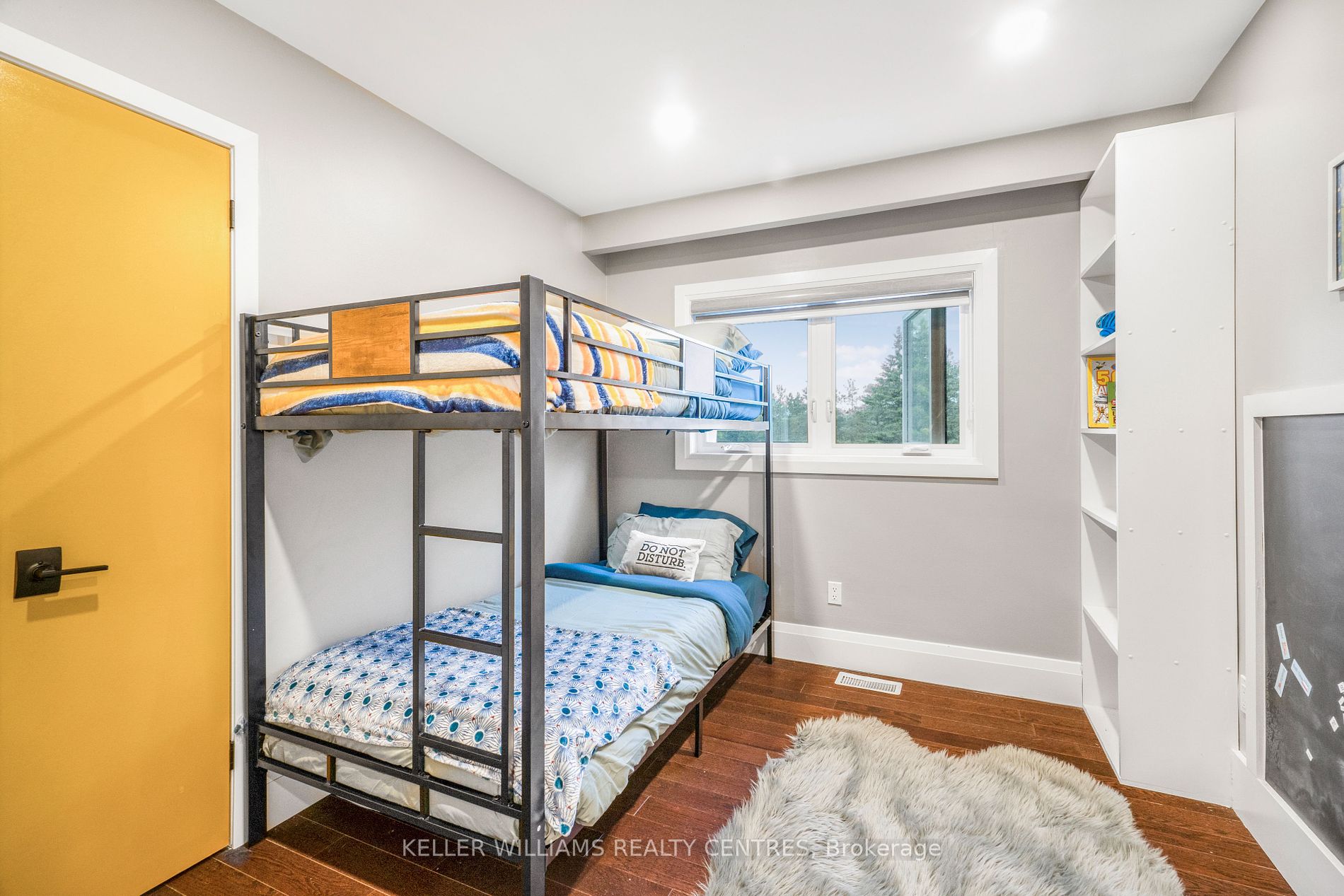 3433 Mount Albert Road