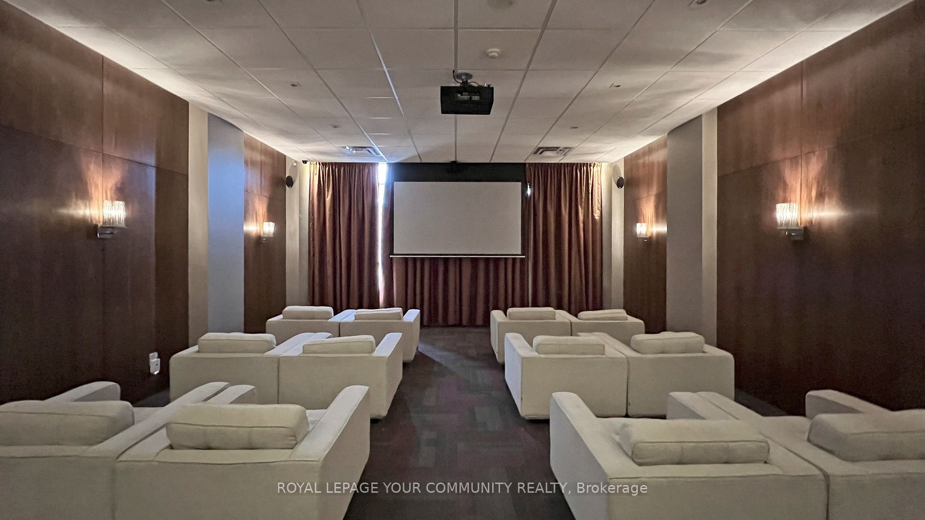 39 Galleria Pkwy, #Uph2