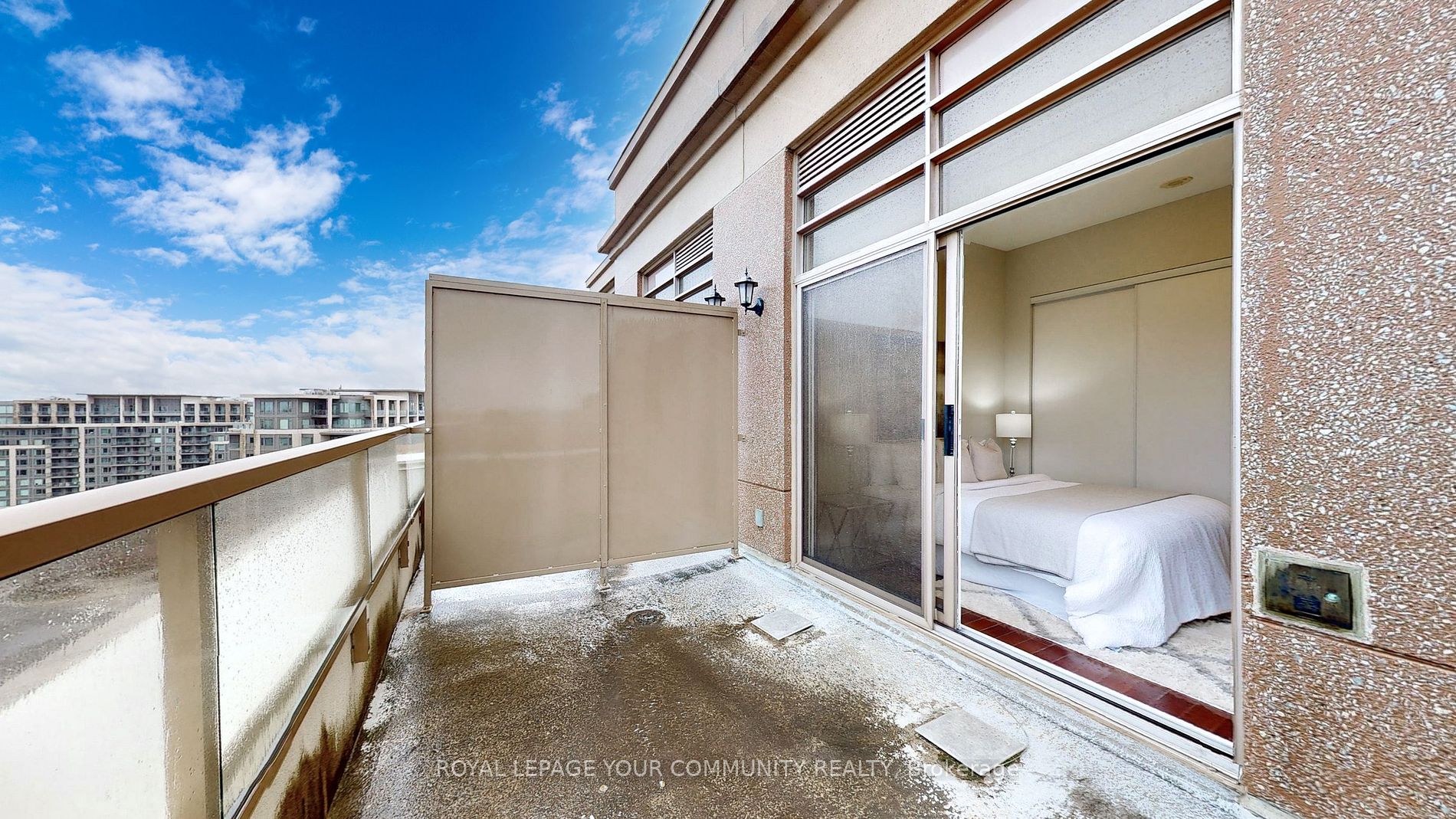 39 Galleria Pkwy, #Uph2