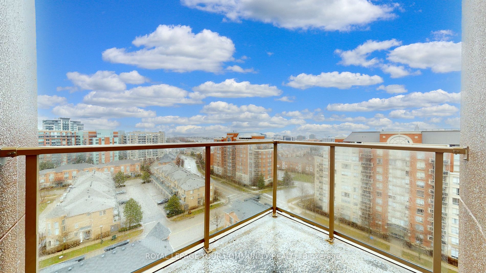39 Galleria Pkwy, #Uph2