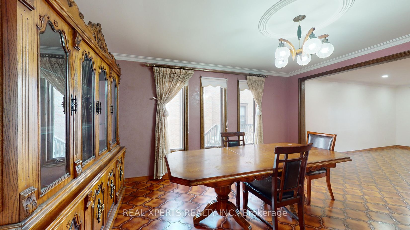157 Jeanne Dr