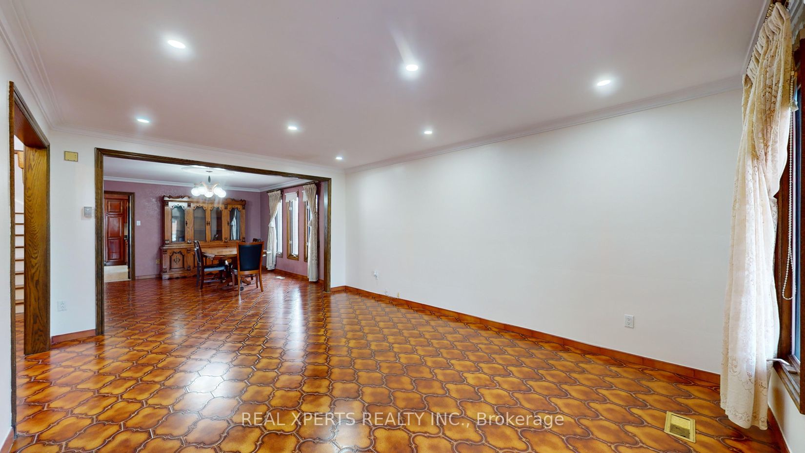 157 Jeanne Dr