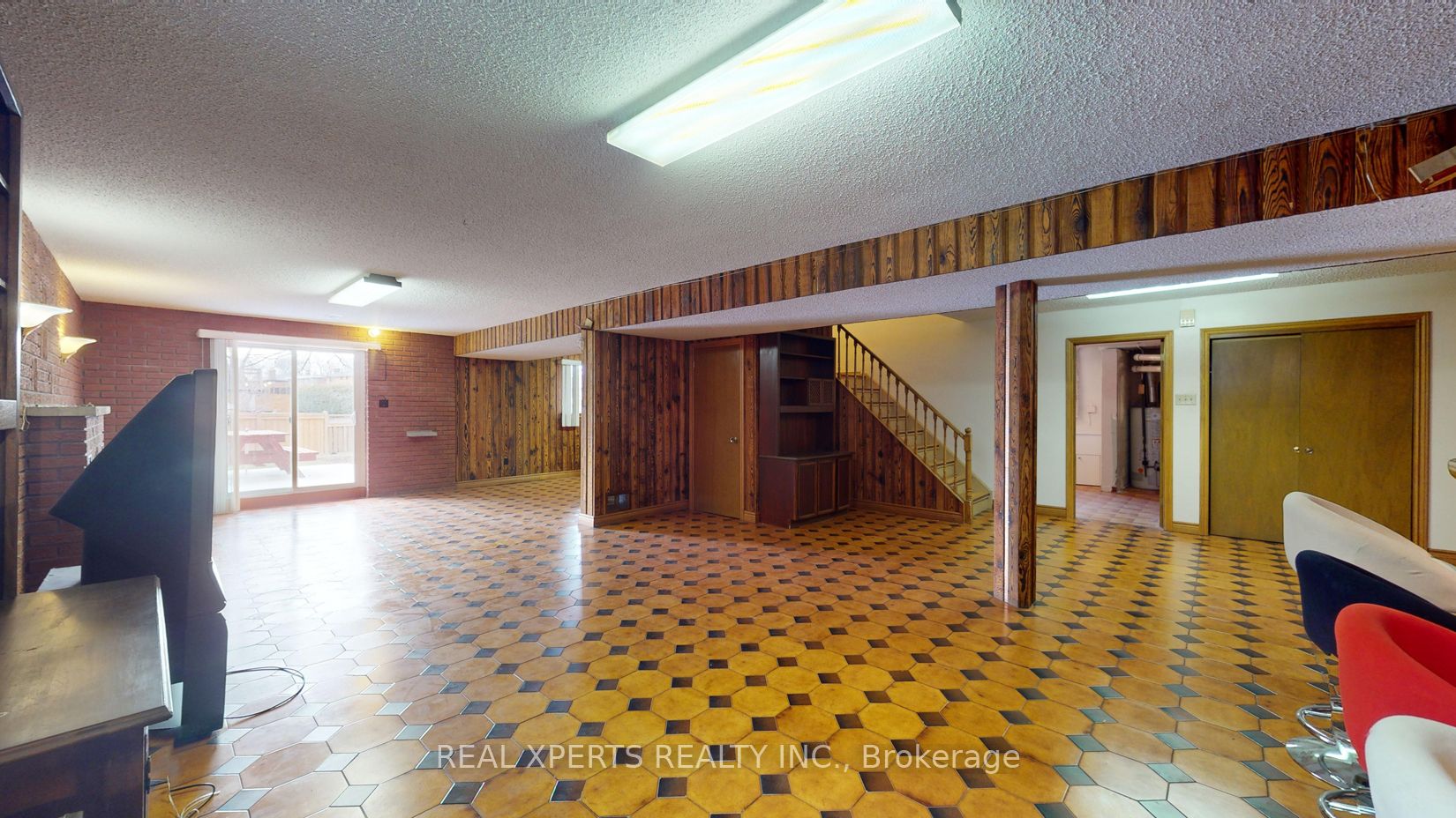157 Jeanne Dr