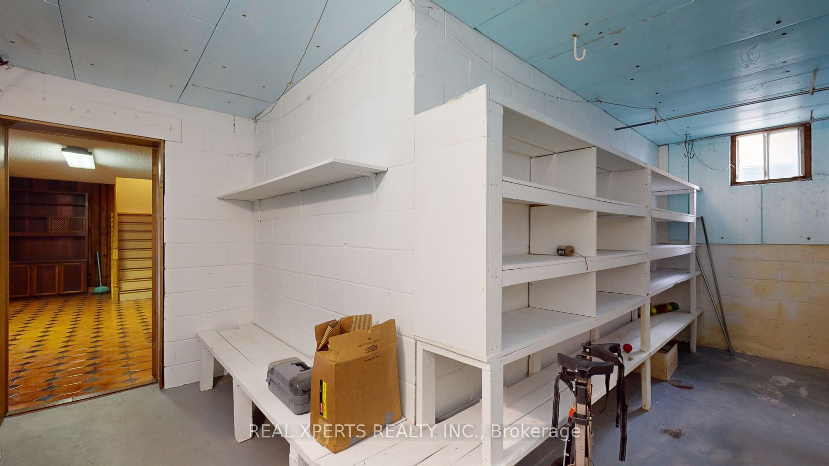 157 Jeanne Dr