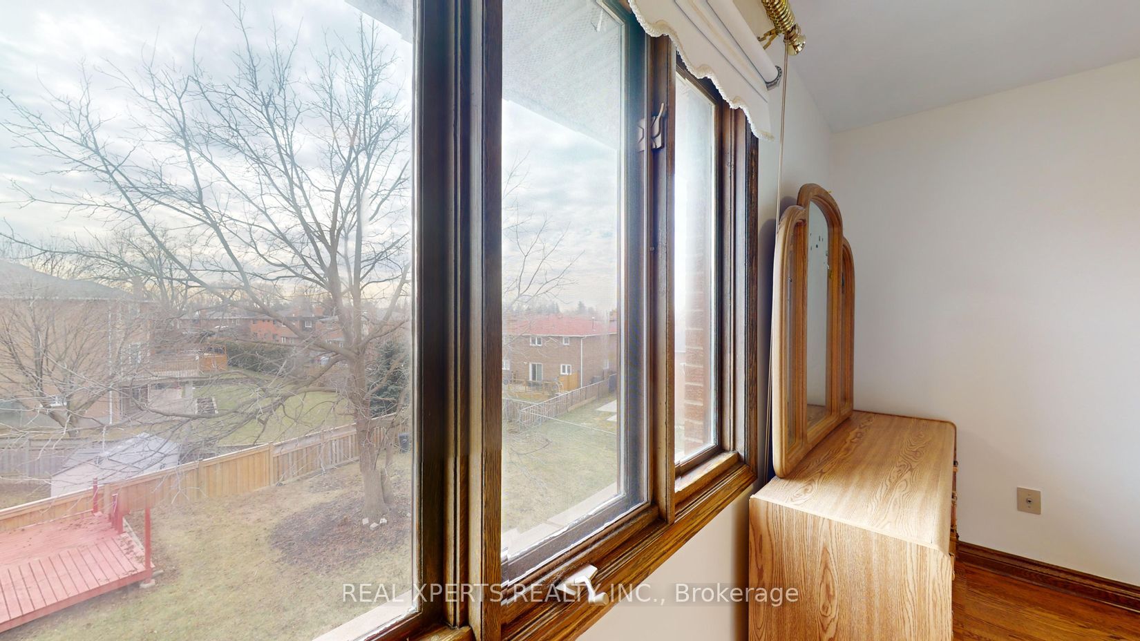 157 Jeanne Dr