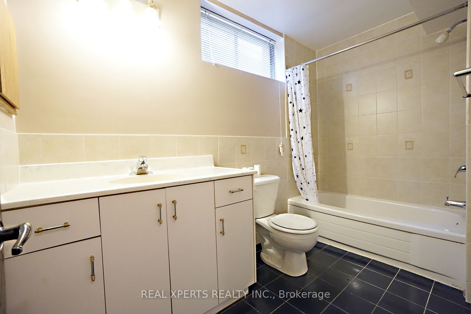 157 Jeanne Dr