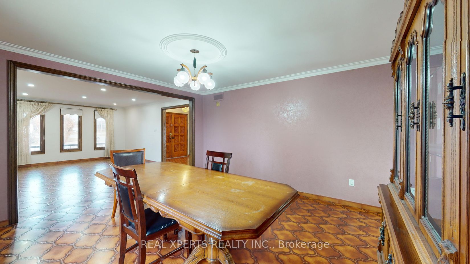 157 Jeanne Dr