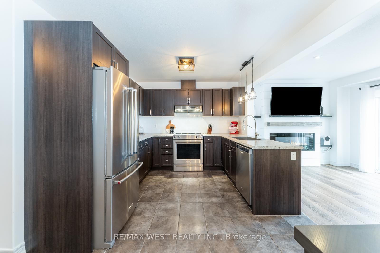 231 Hutchinson Drive