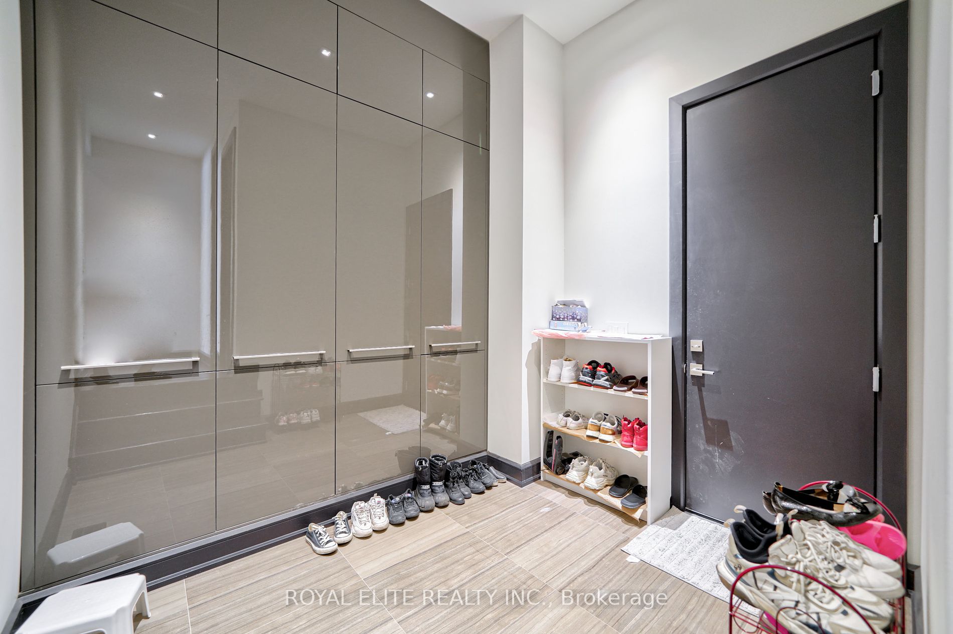 68 Keatley Dr