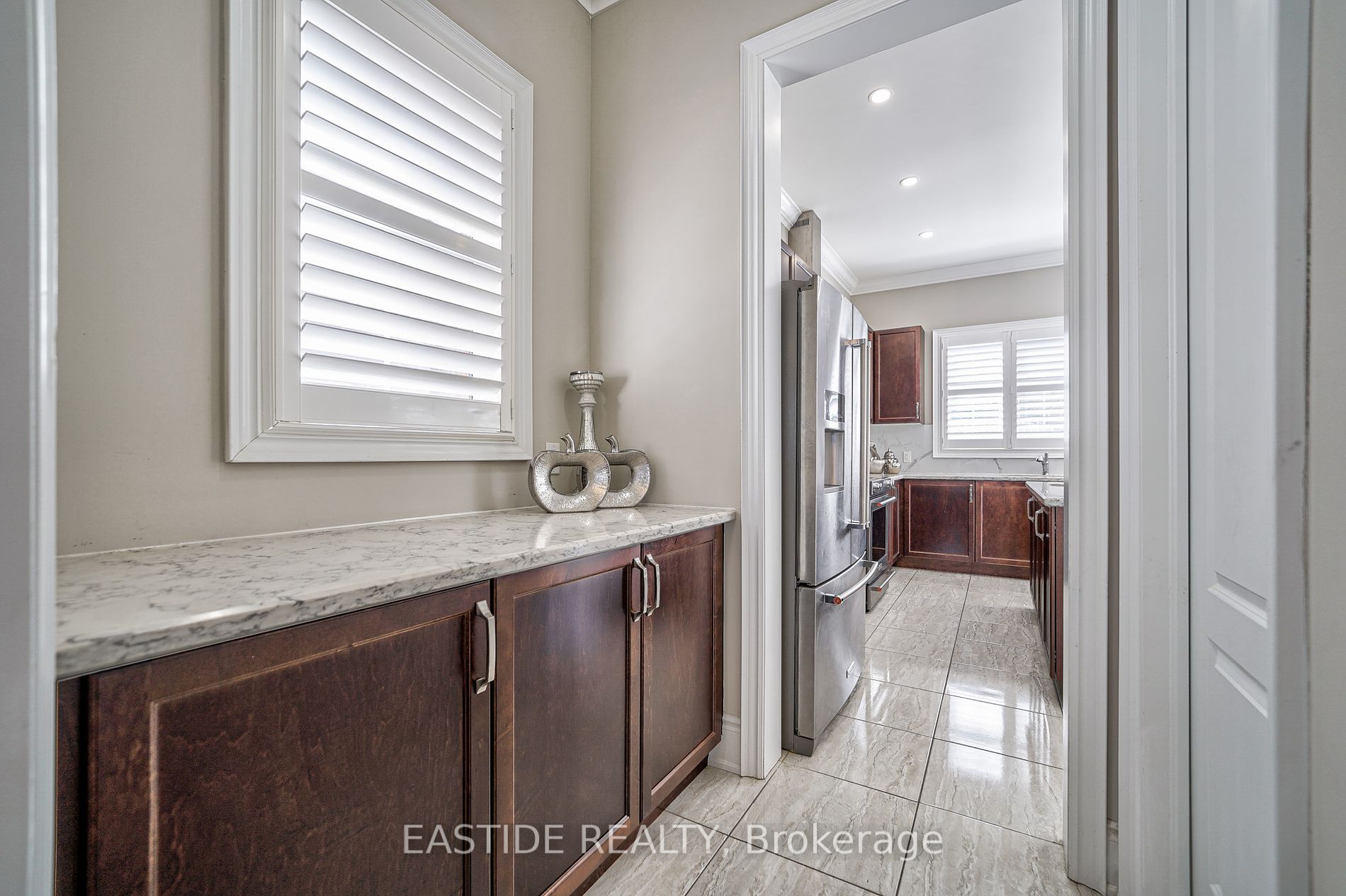 52 Ken Sinclair Cres