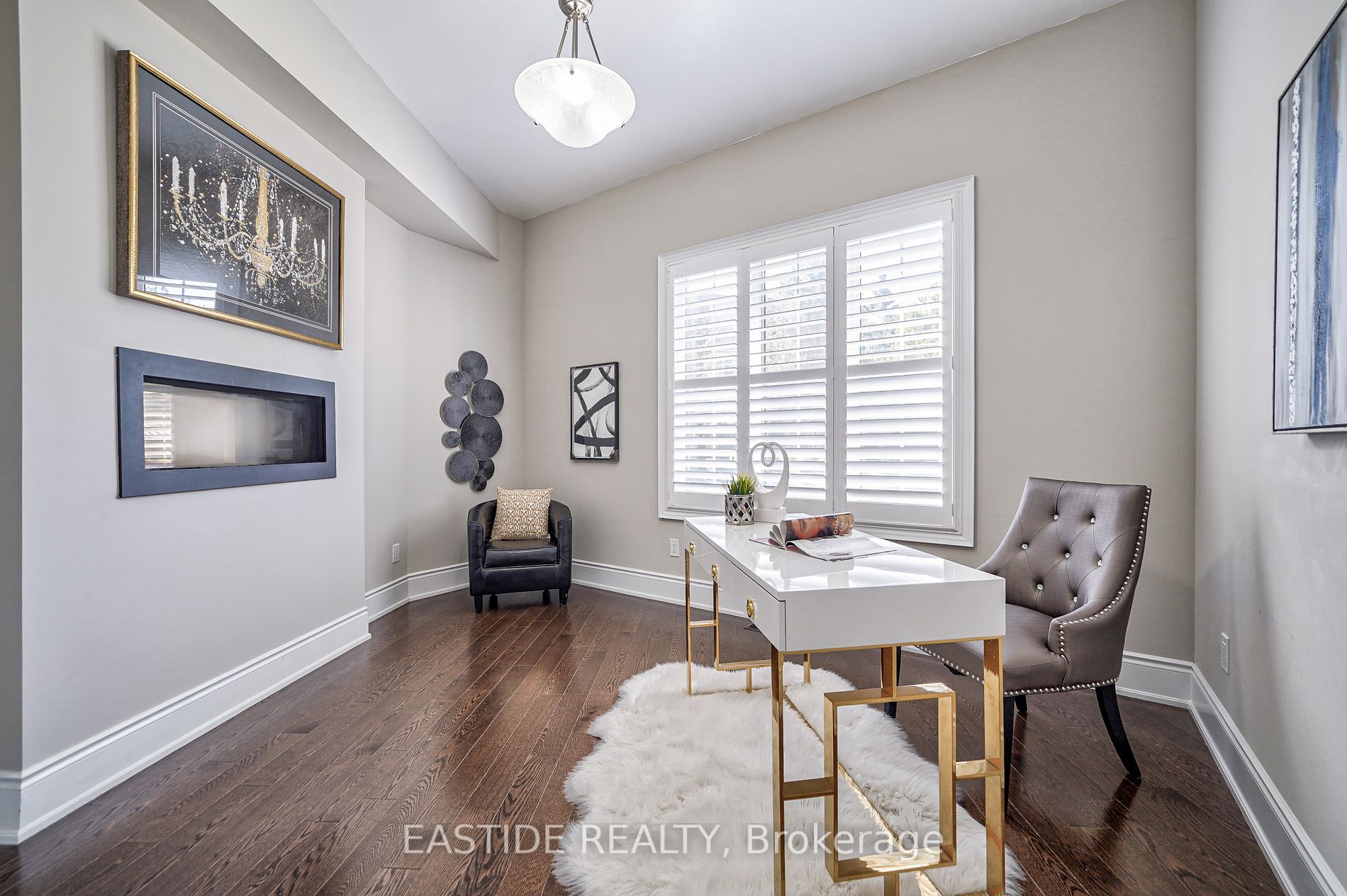 52 Ken Sinclair Cres