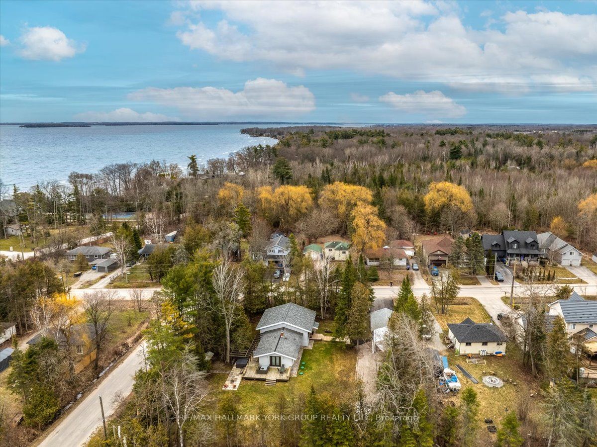 500 Mapleview Drive E