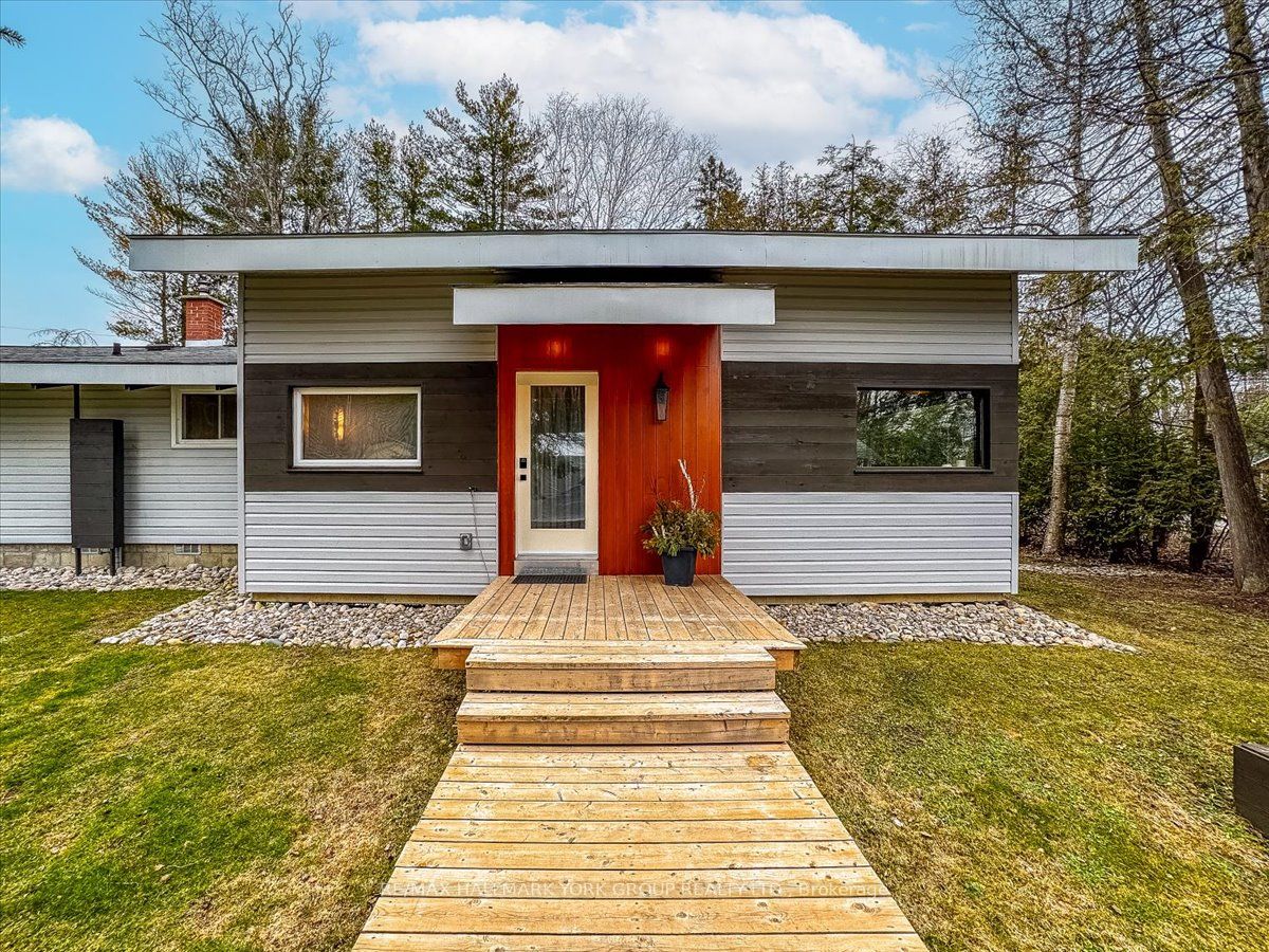 500 Mapleview Drive E