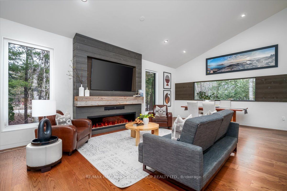 500 Mapleview Drive E
