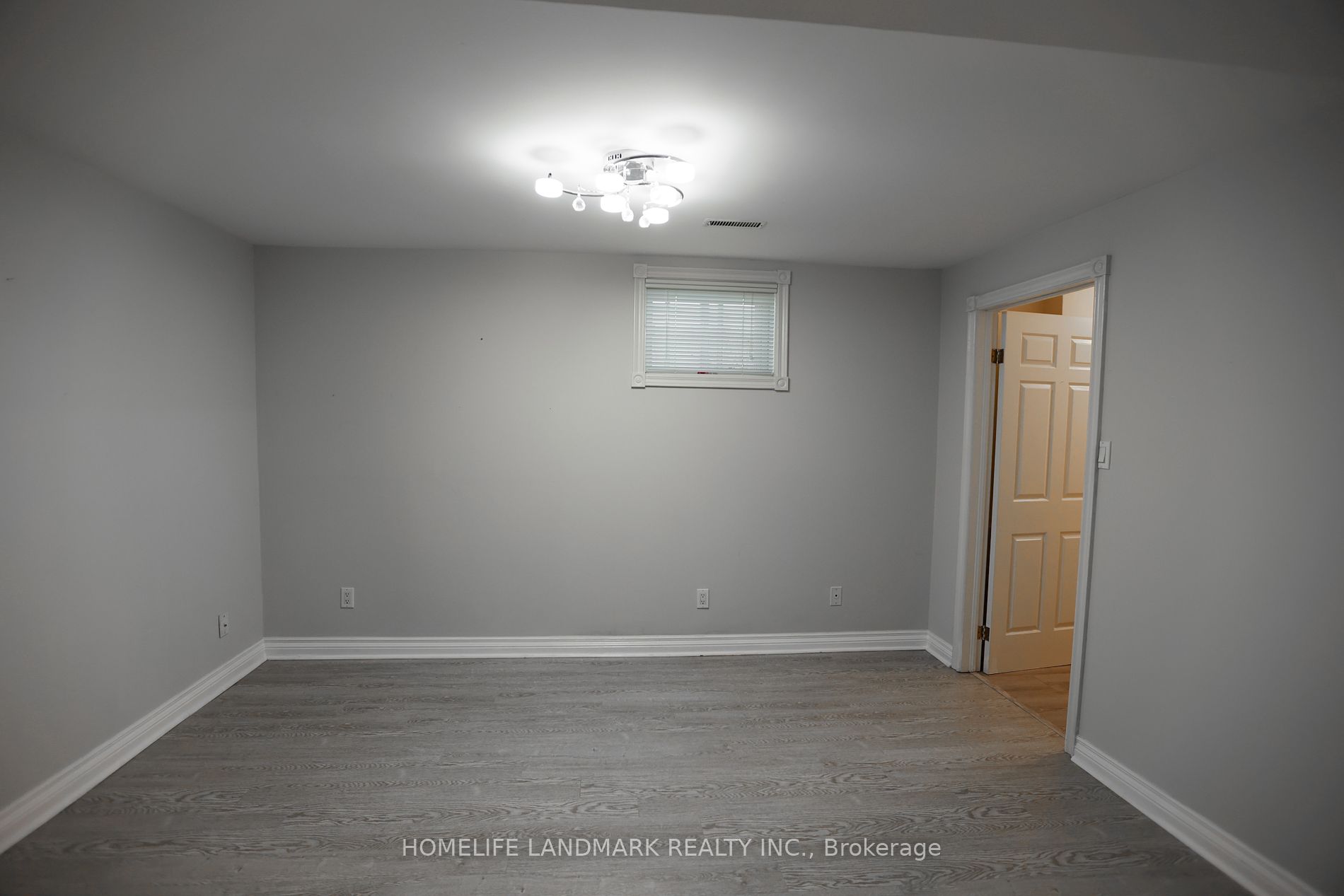 75 Somerset Cres