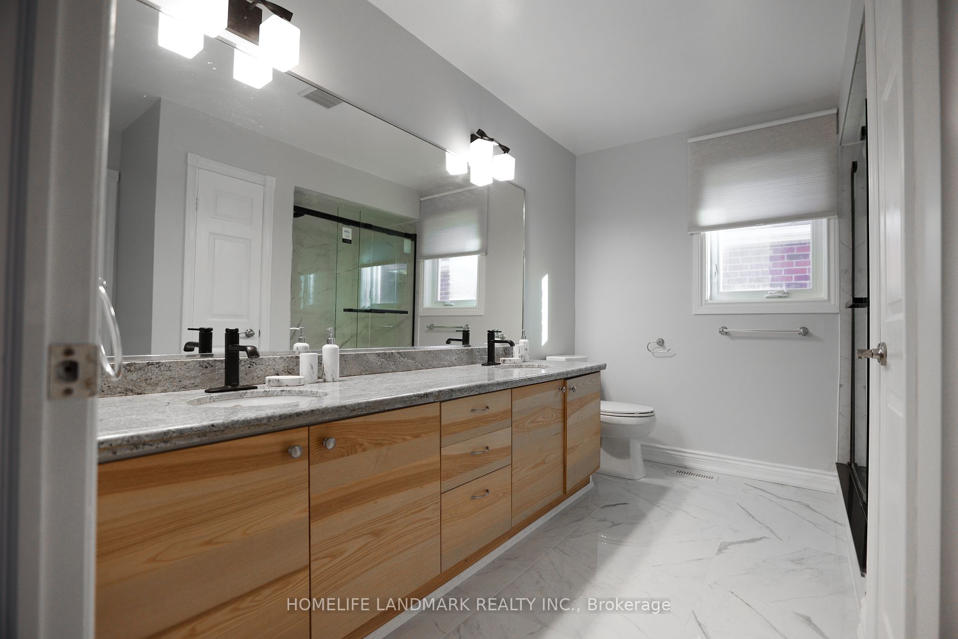 75 Somerset Cres