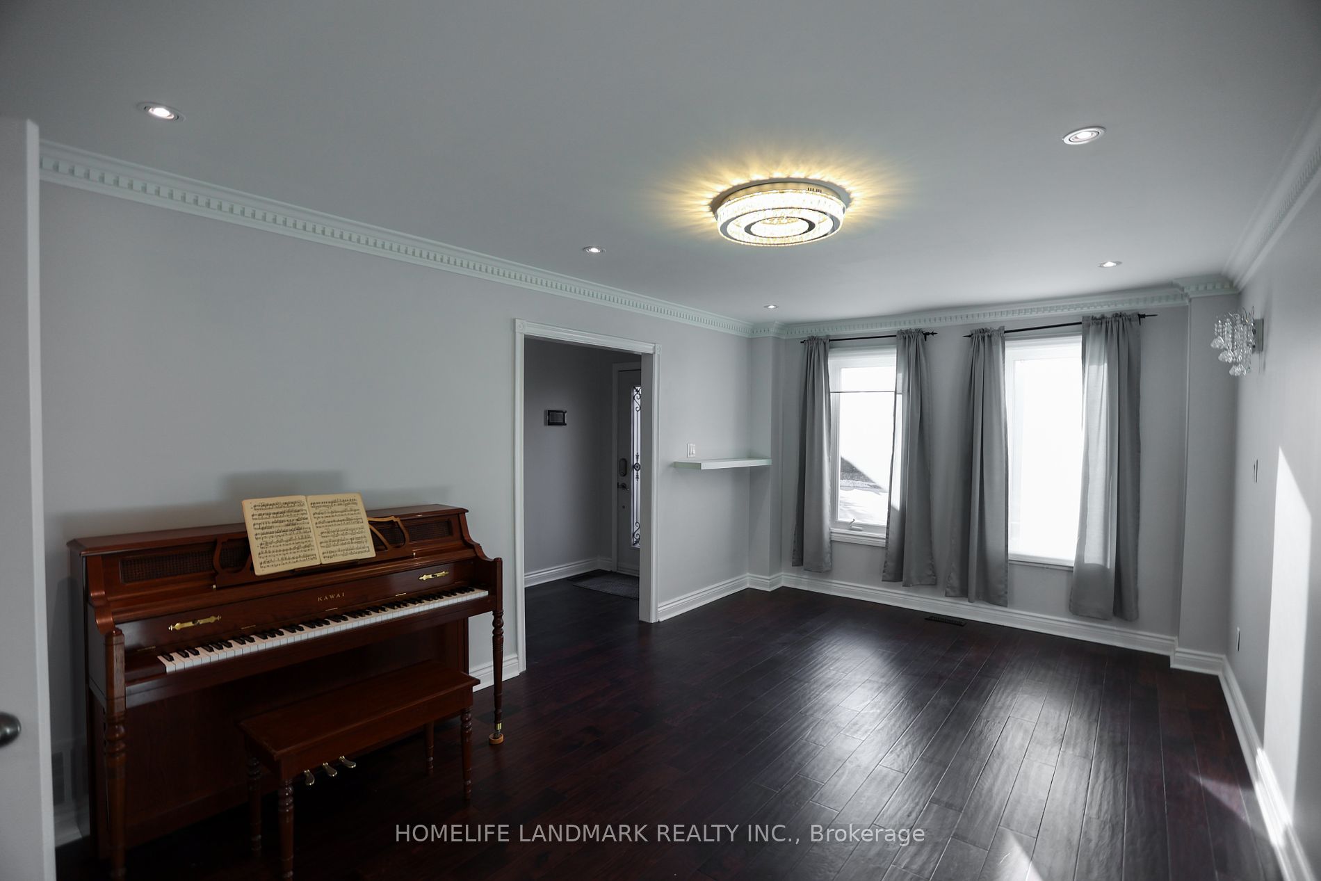 75 Somerset Cres