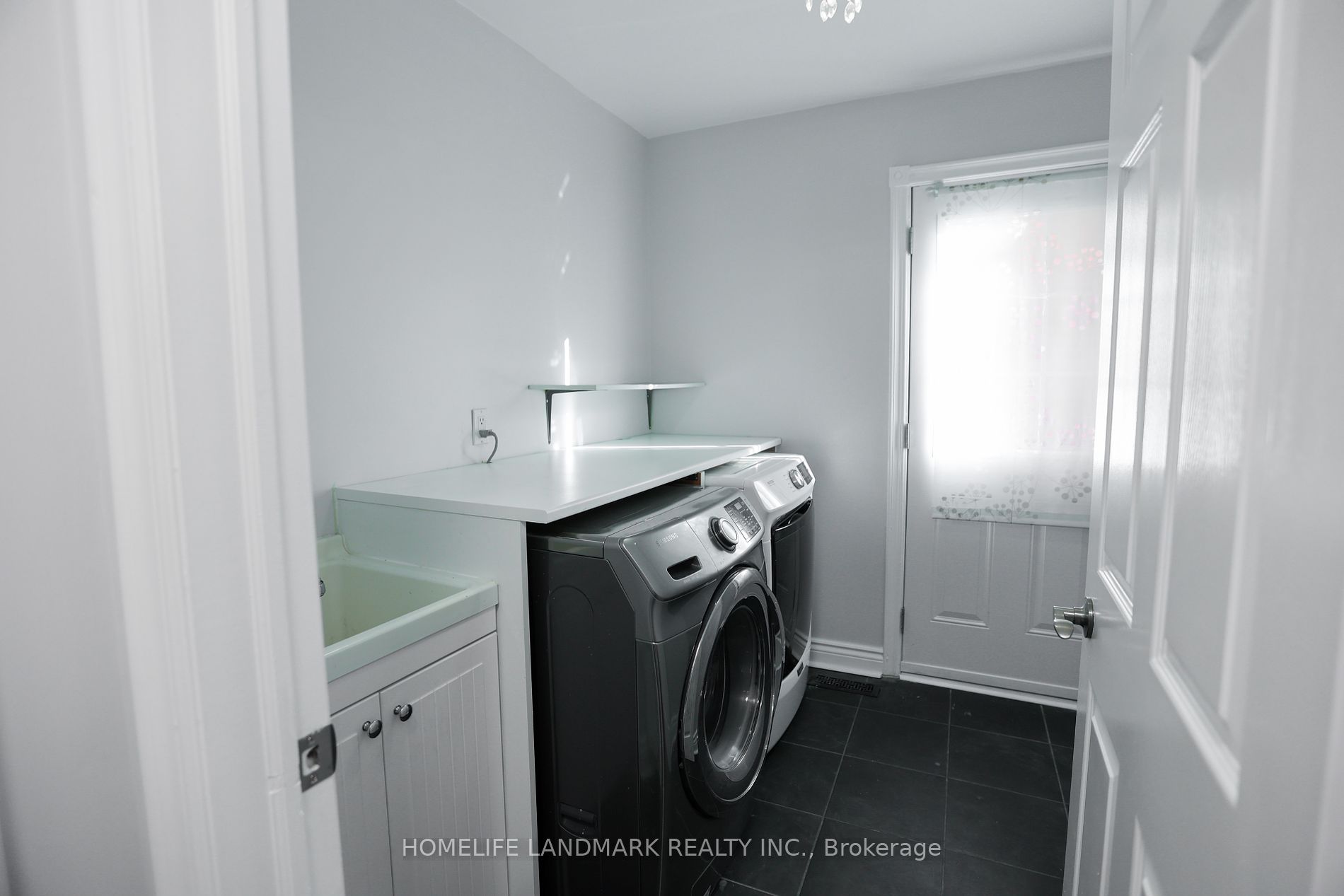 75 Somerset Cres