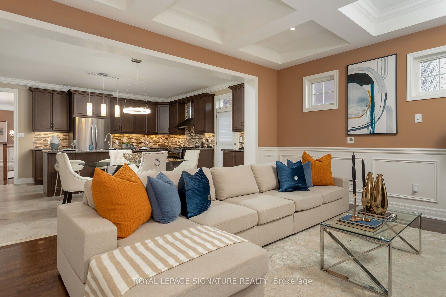 12 Valley Point Crescent