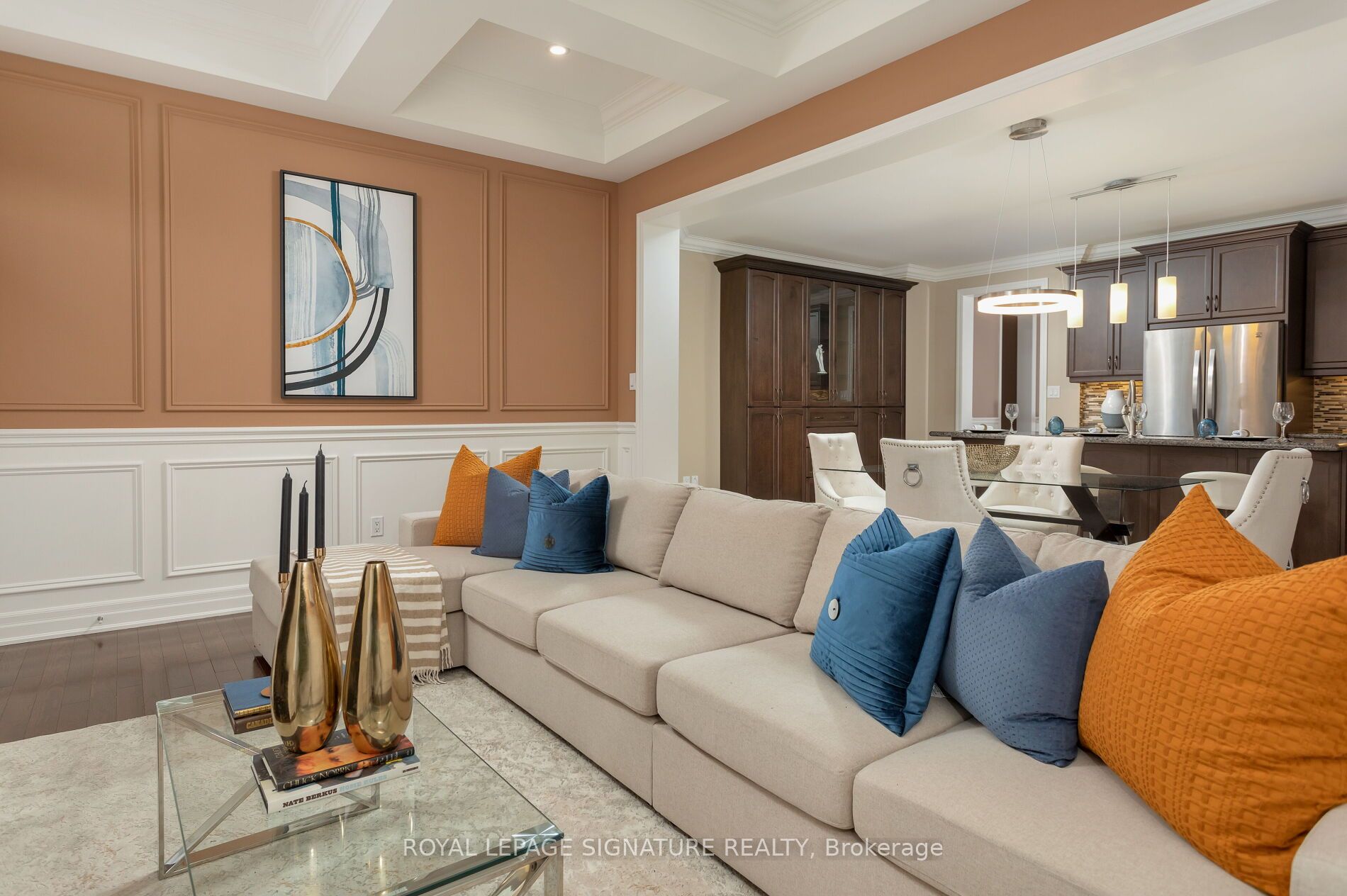 12 Valley Point Crescent