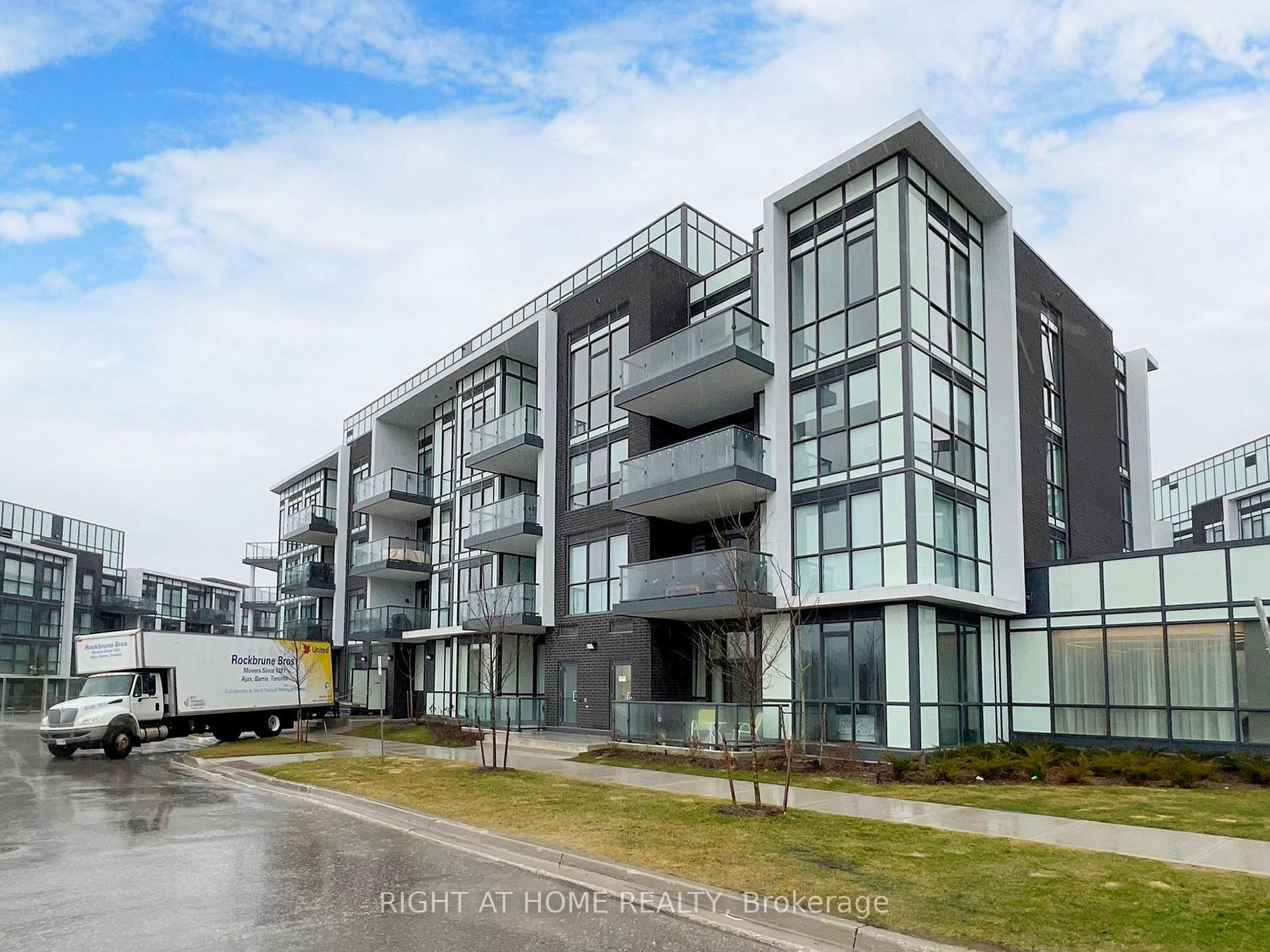 415 Sea Ray Avenue, #224