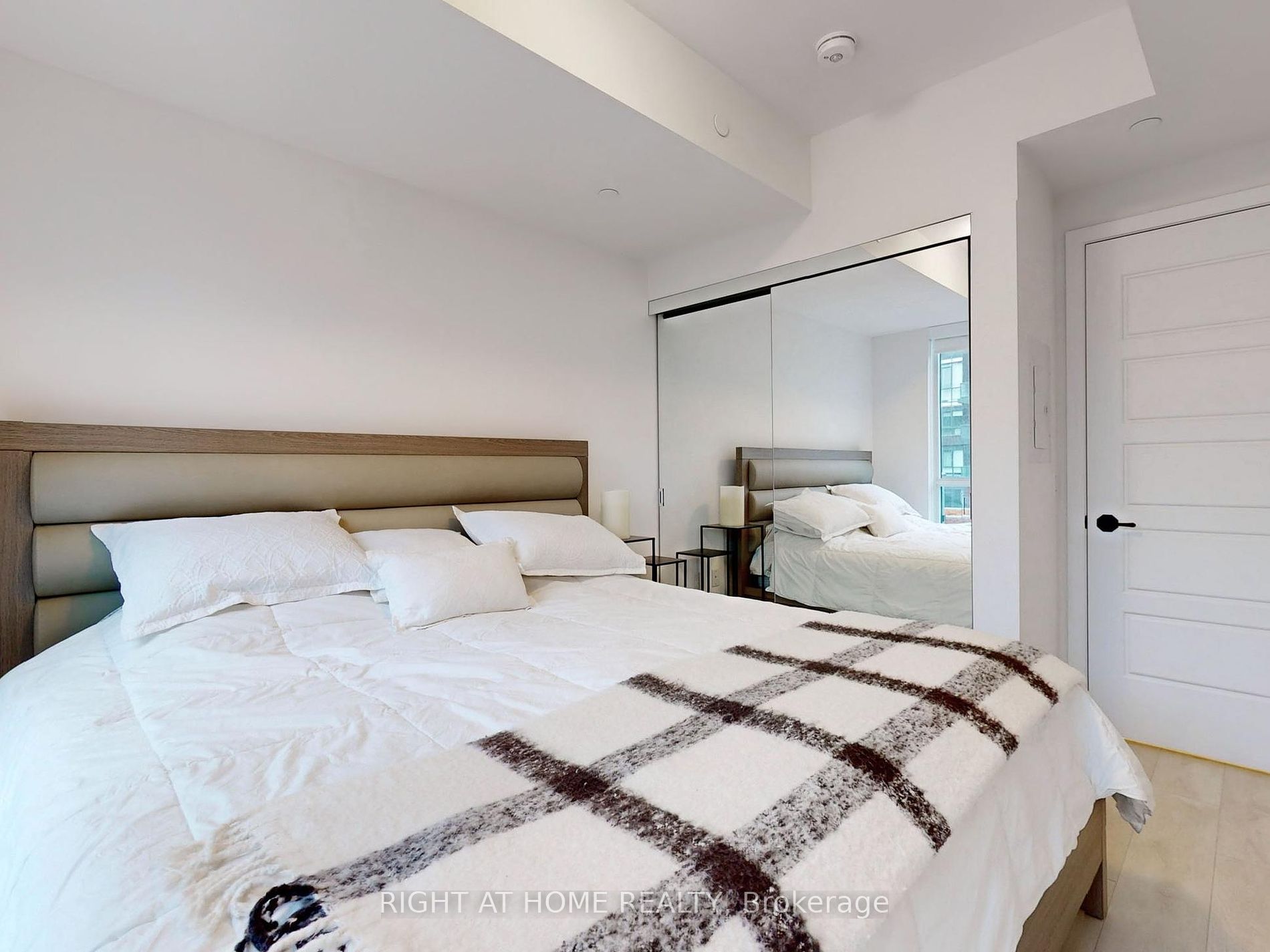 415 Sea Ray Avenue, #224