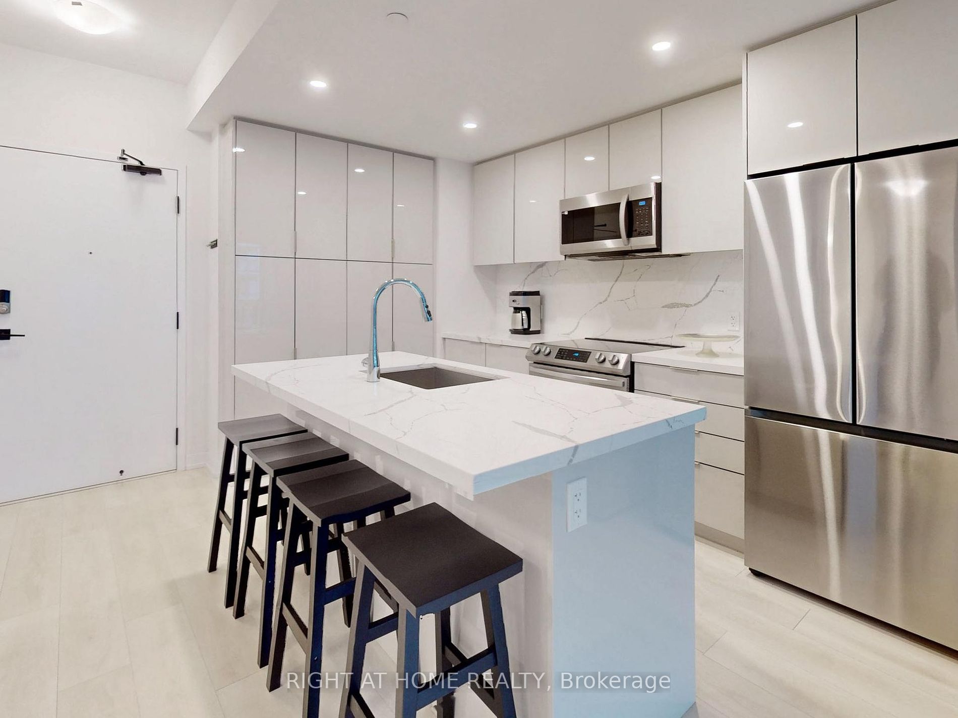 415 Sea Ray Avenue, #224