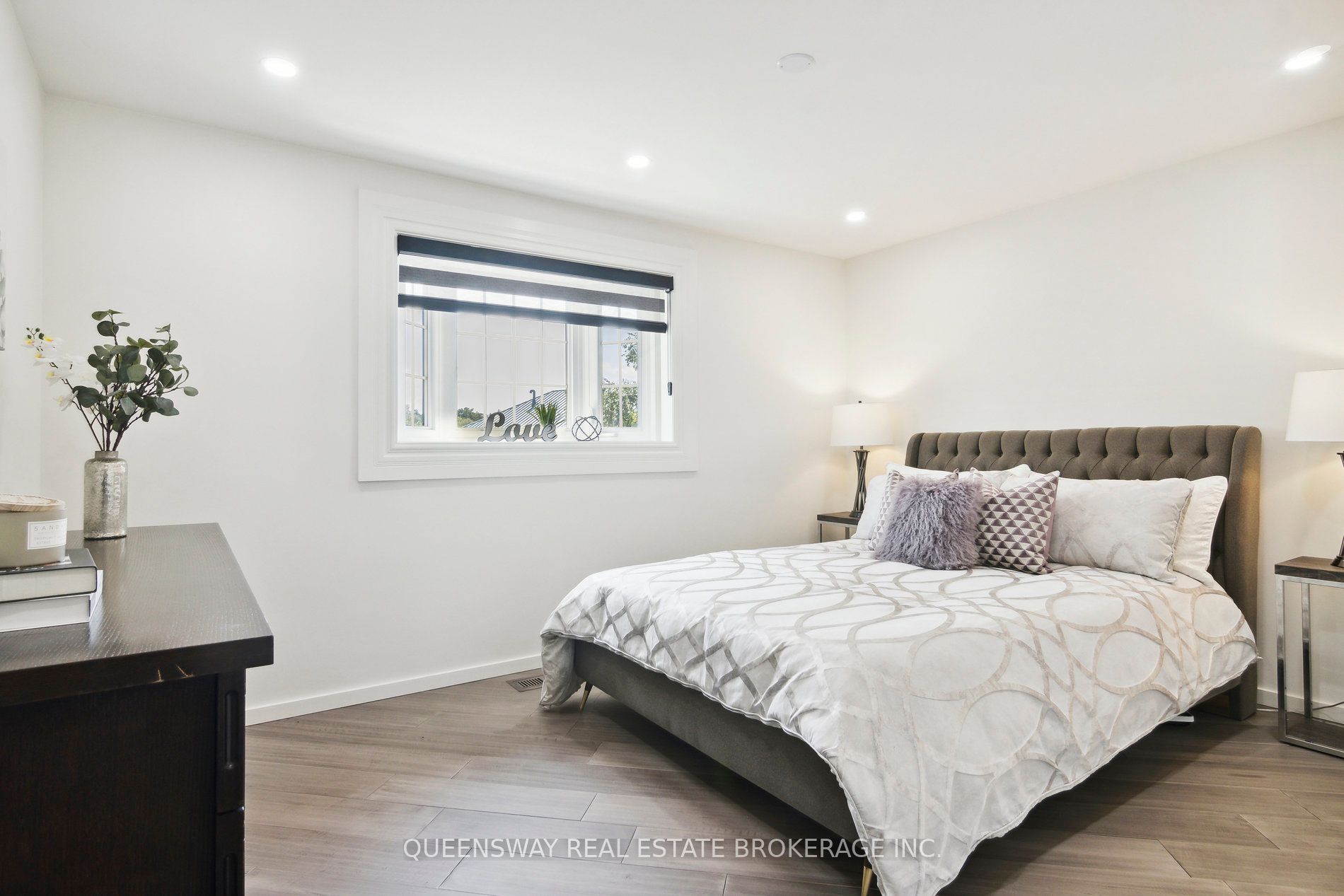 25 Jasper Dr