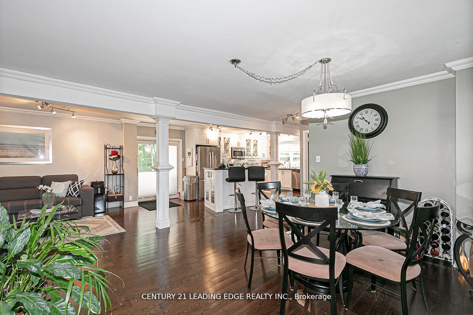 10 YORKTON Boulevard