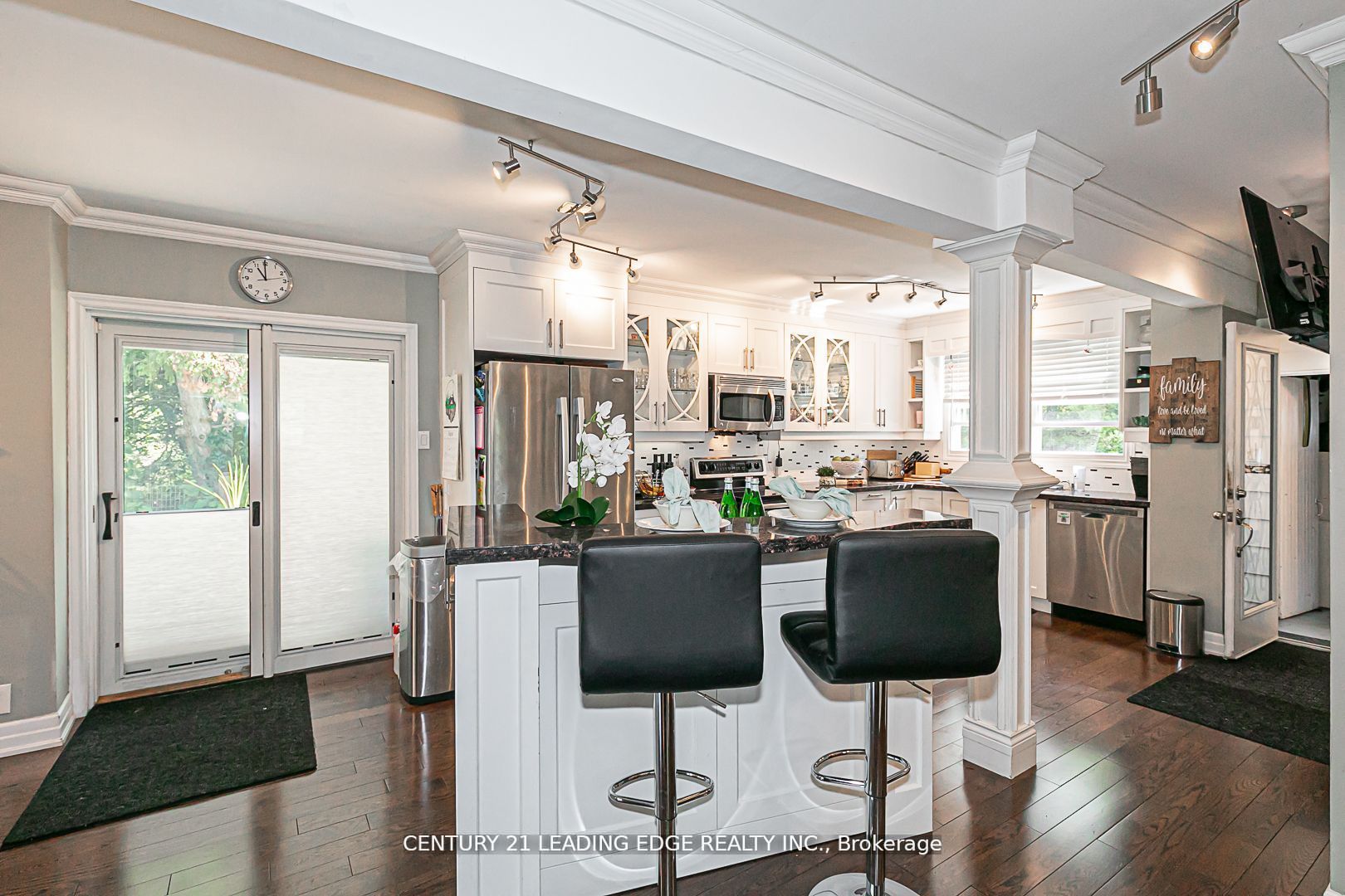 10 YORKTON Boulevard