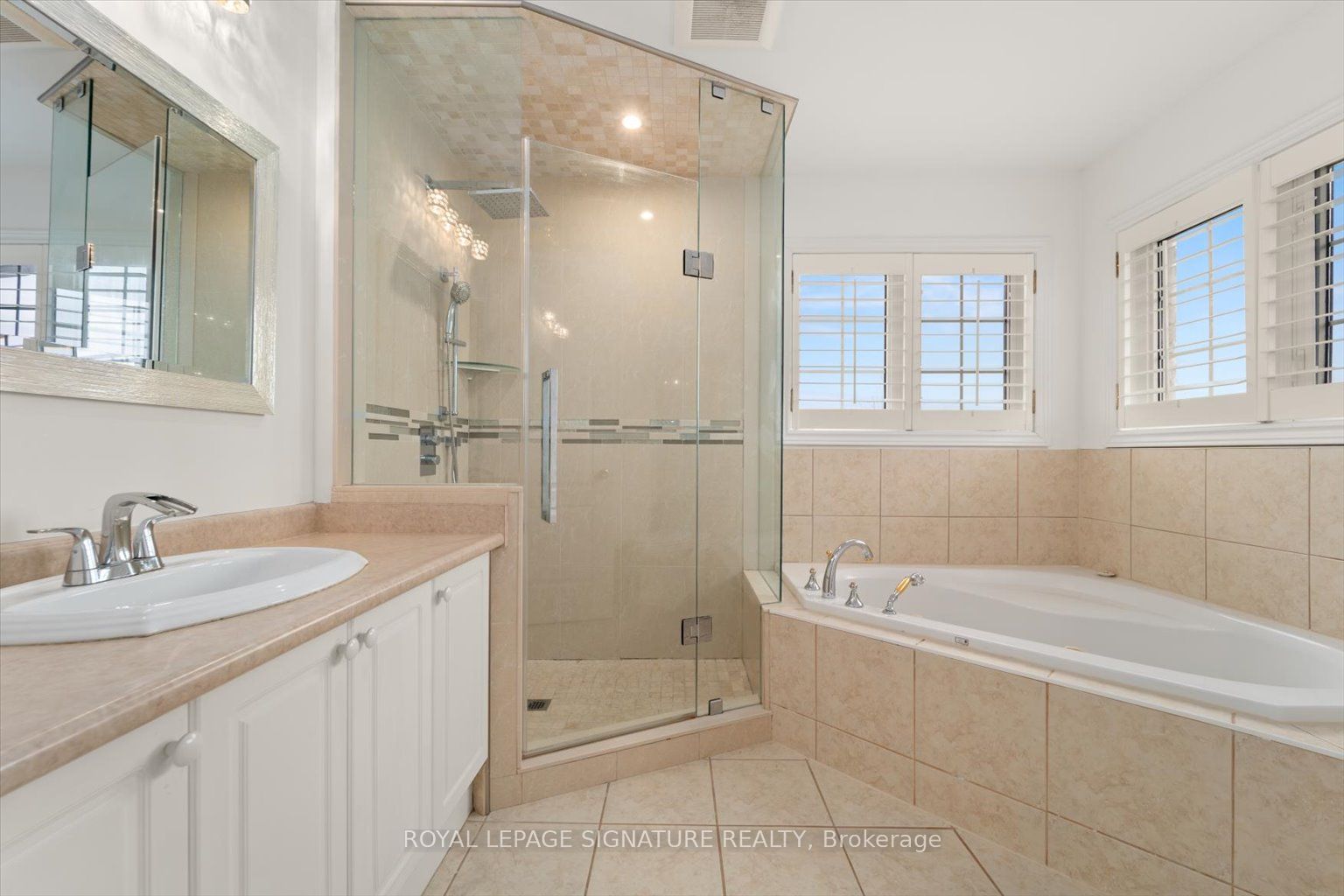 151 Bestview Cres