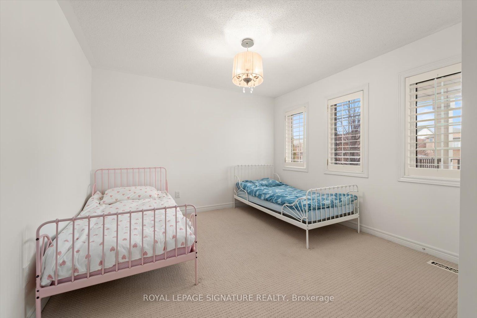 151 Bestview Cres