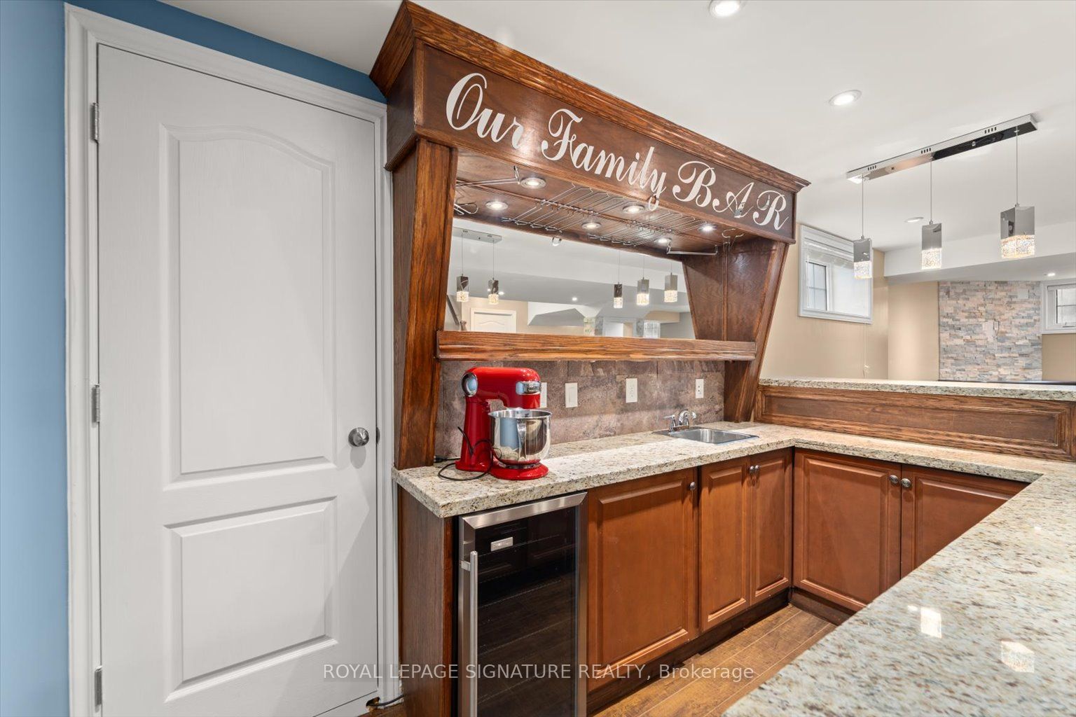 151 Bestview Cres