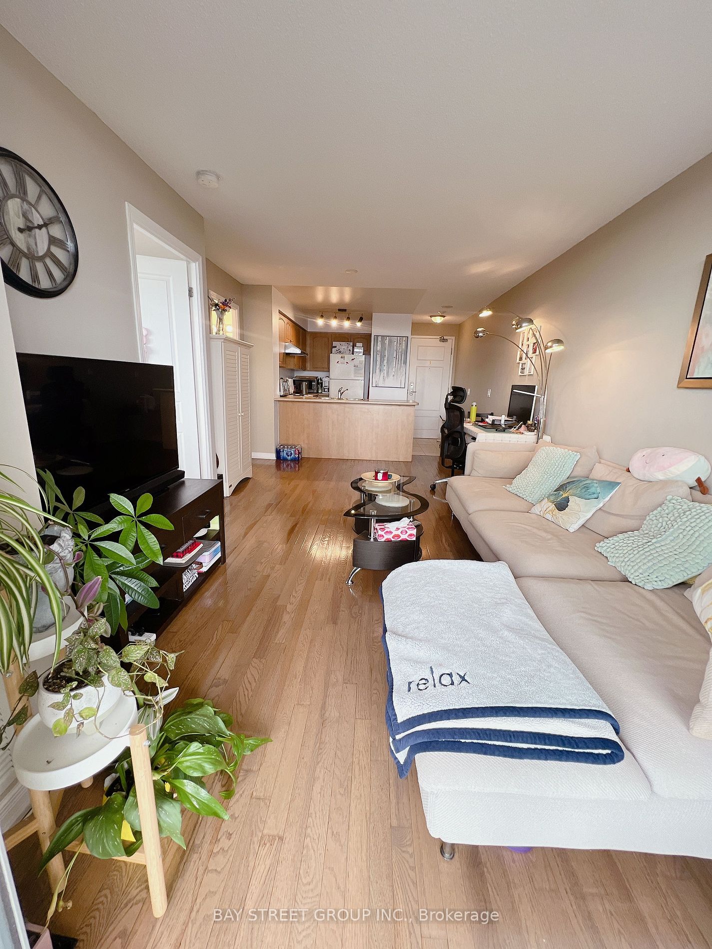 310 Red Maple Rd, #1214