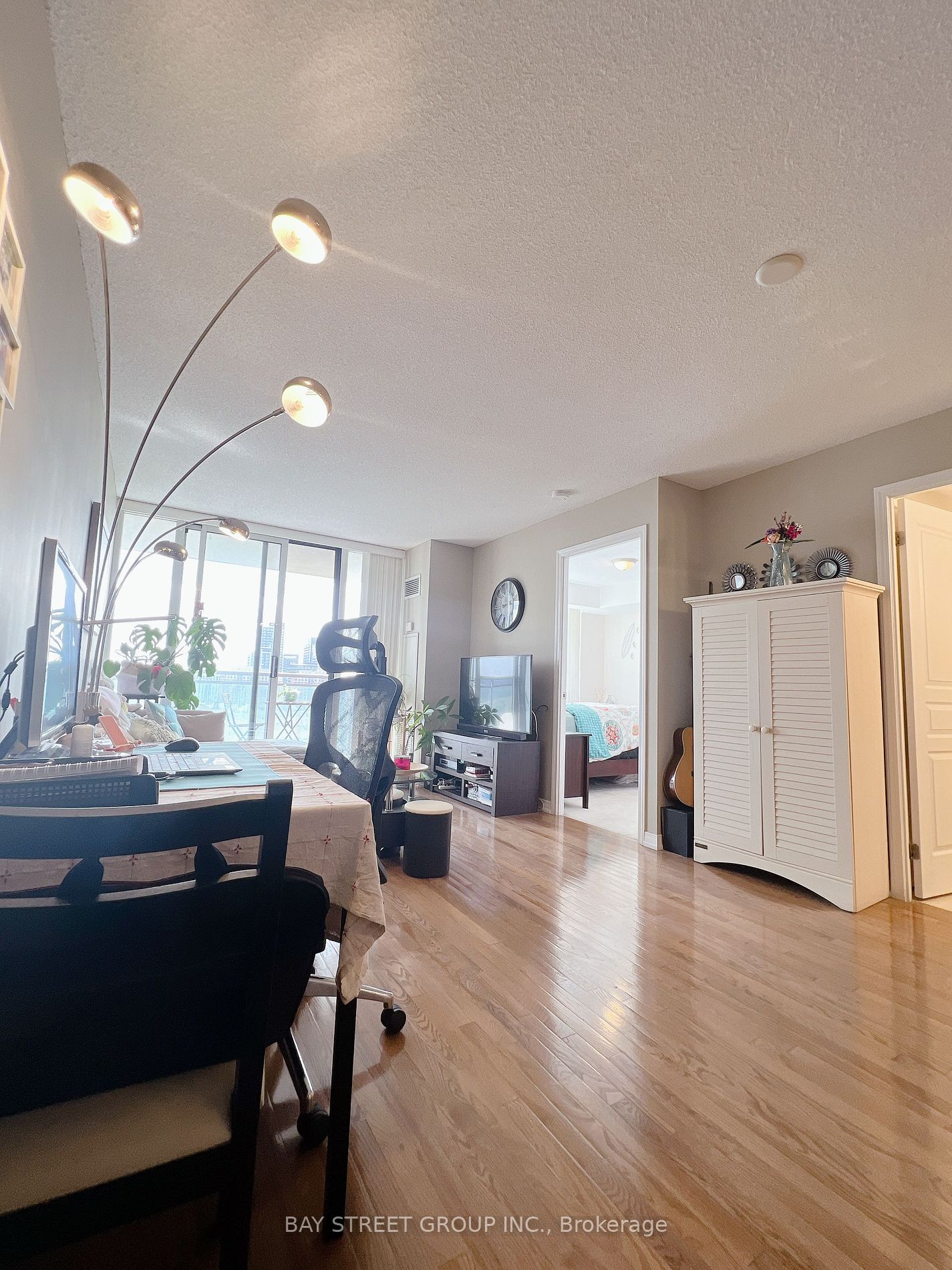 310 Red Maple Rd, #1214