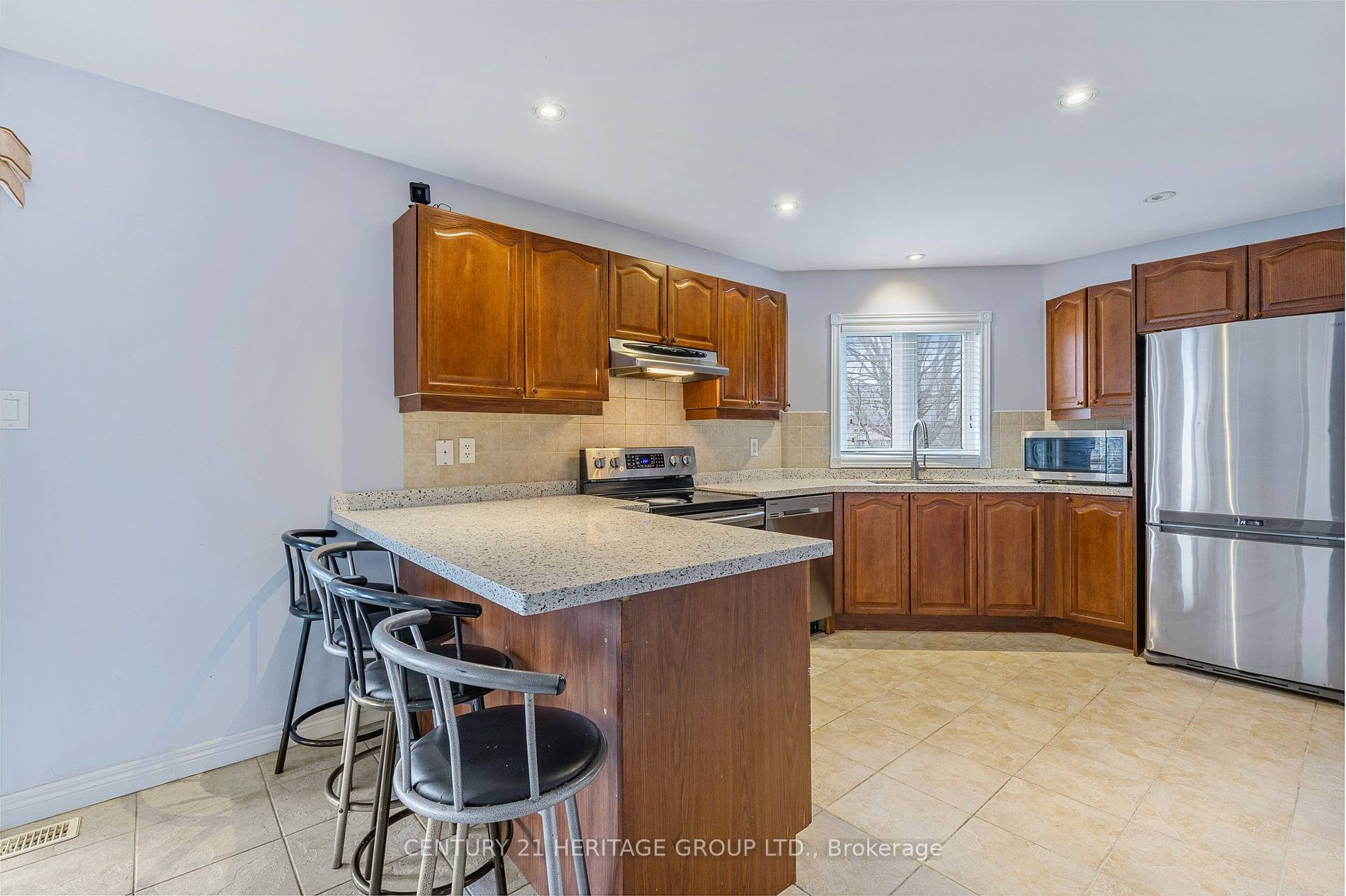 27 Bannerman Dr