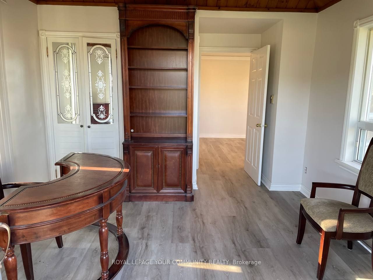 2400 King Rd
