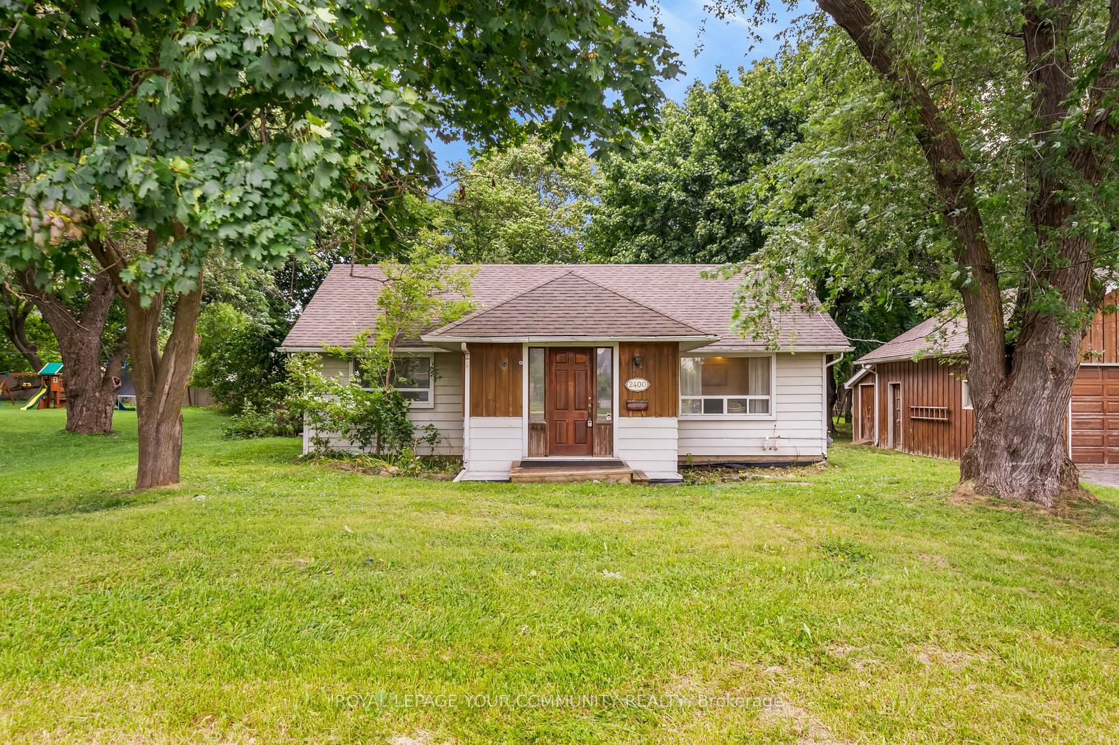 2400 King Rd