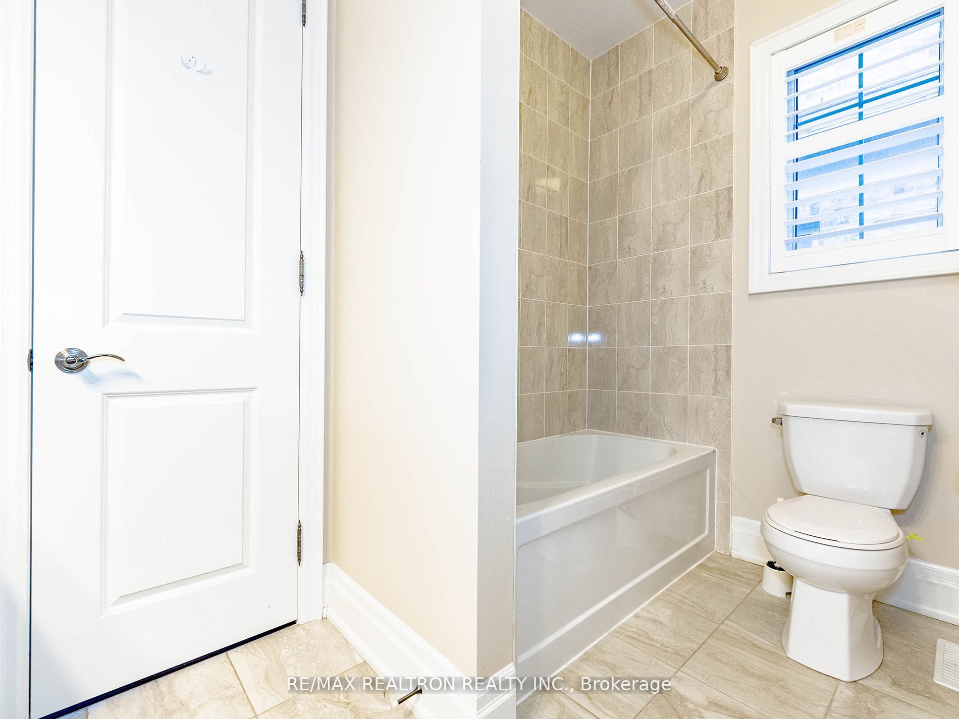 119 Fitzmaurice Dr