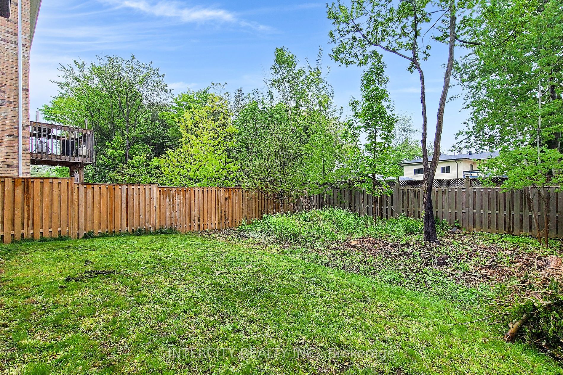1017 Abram Crt