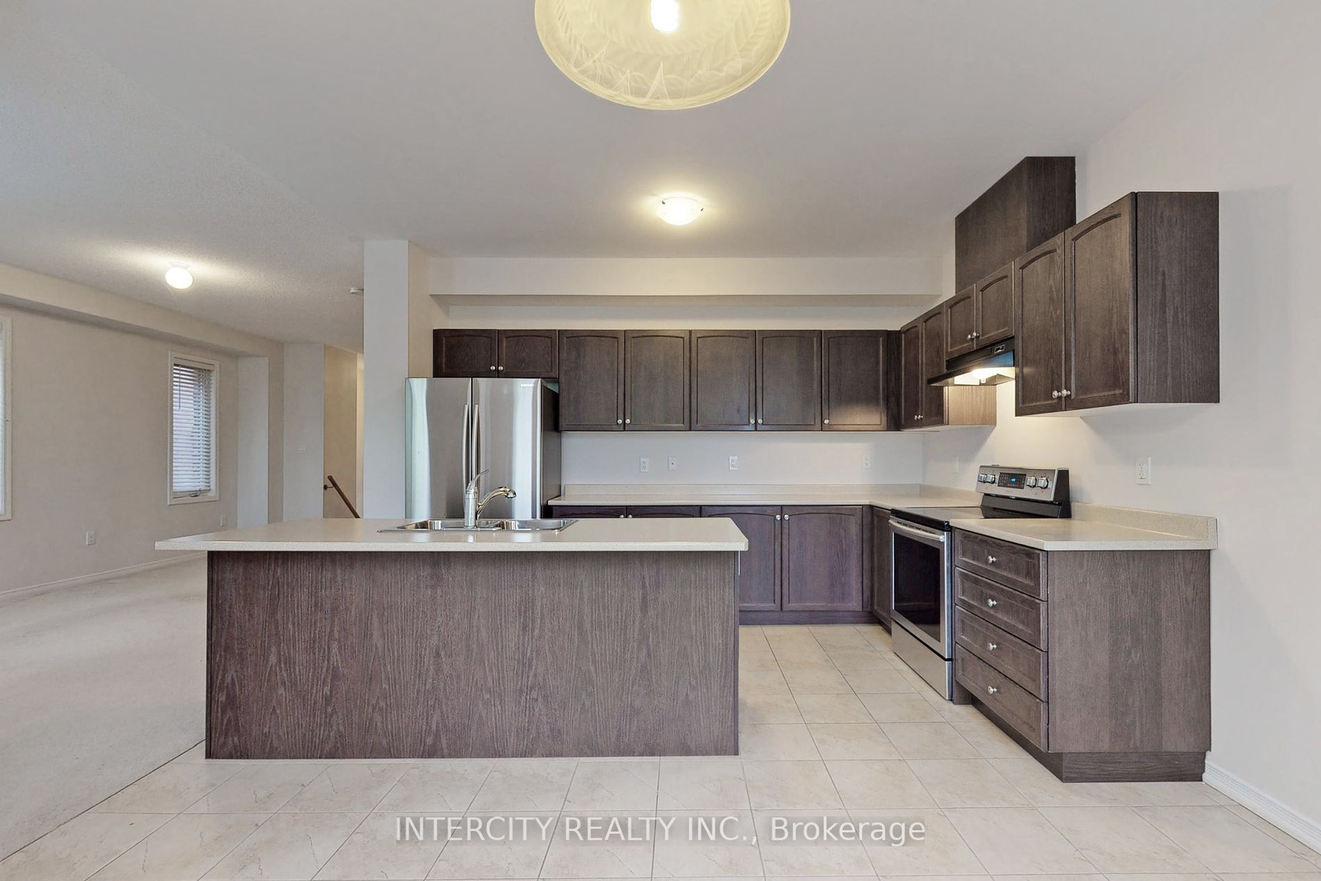 1017 Abram Crt