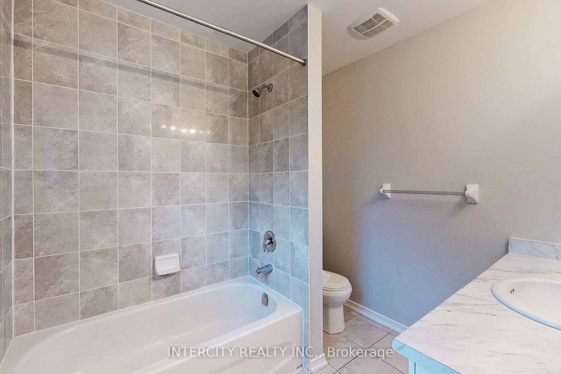 1017 Abram Crt