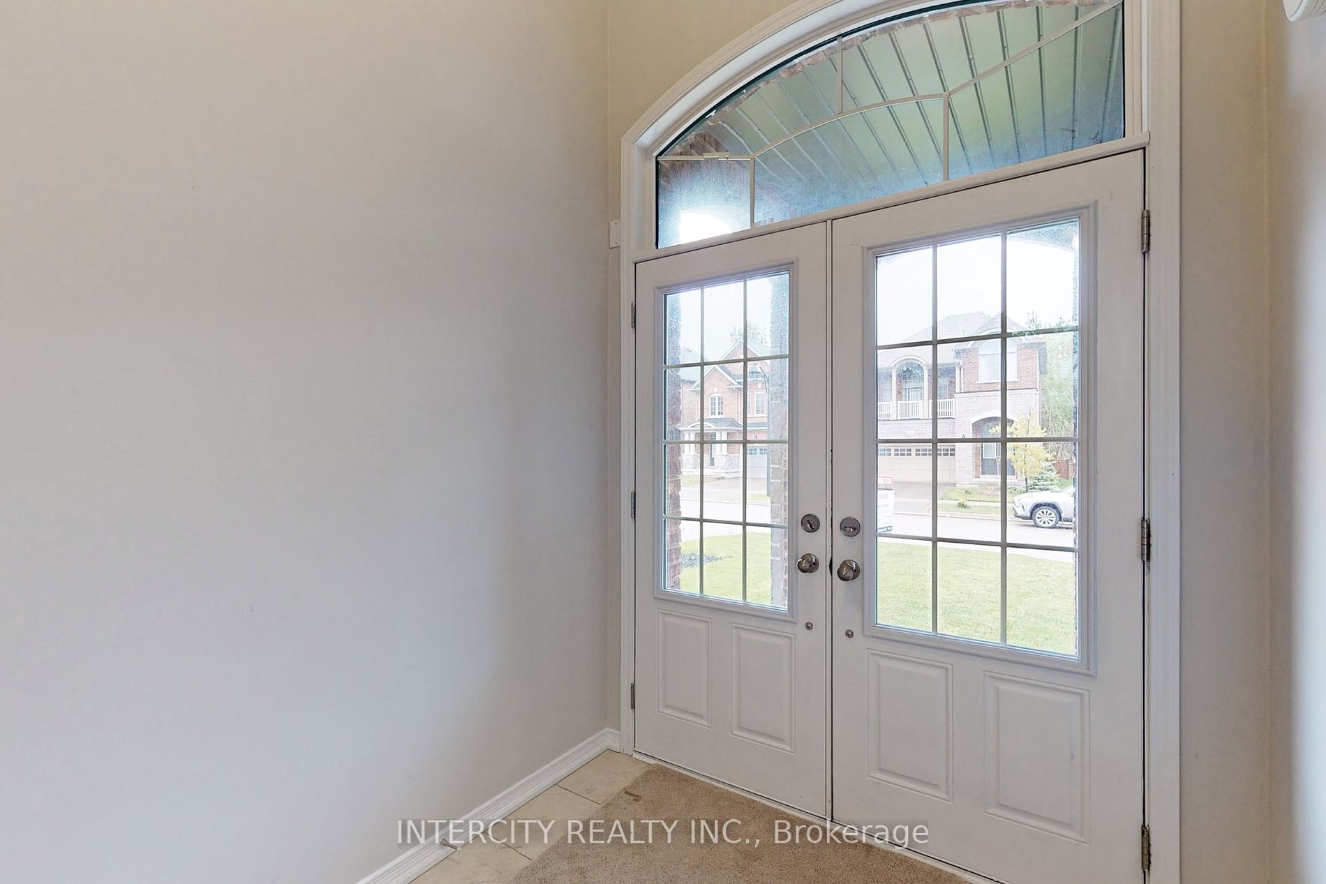 1017 Abram Crt