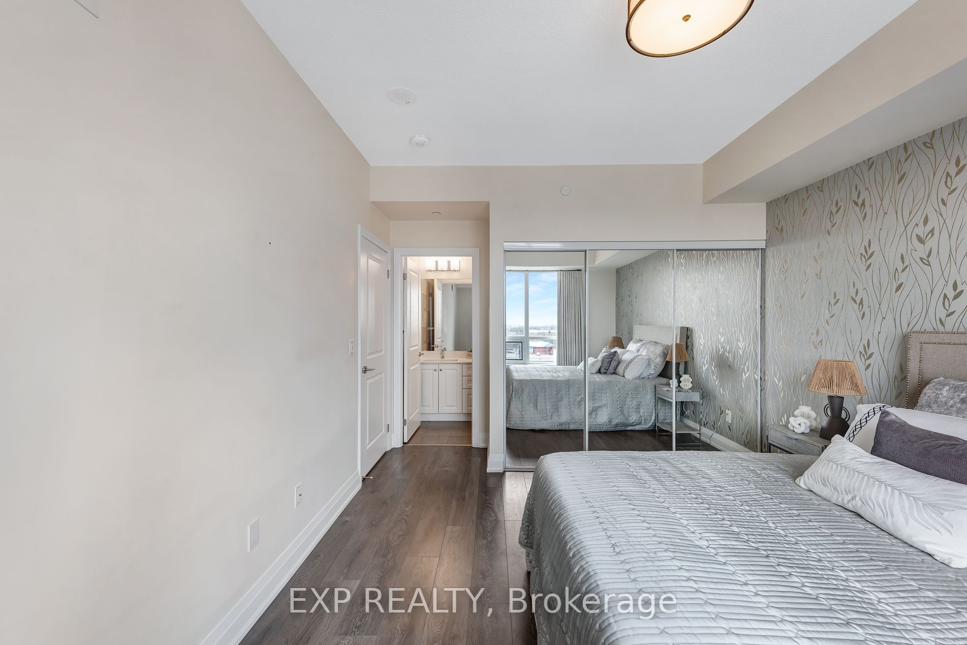 25 Baker Hill Boulevard, #521